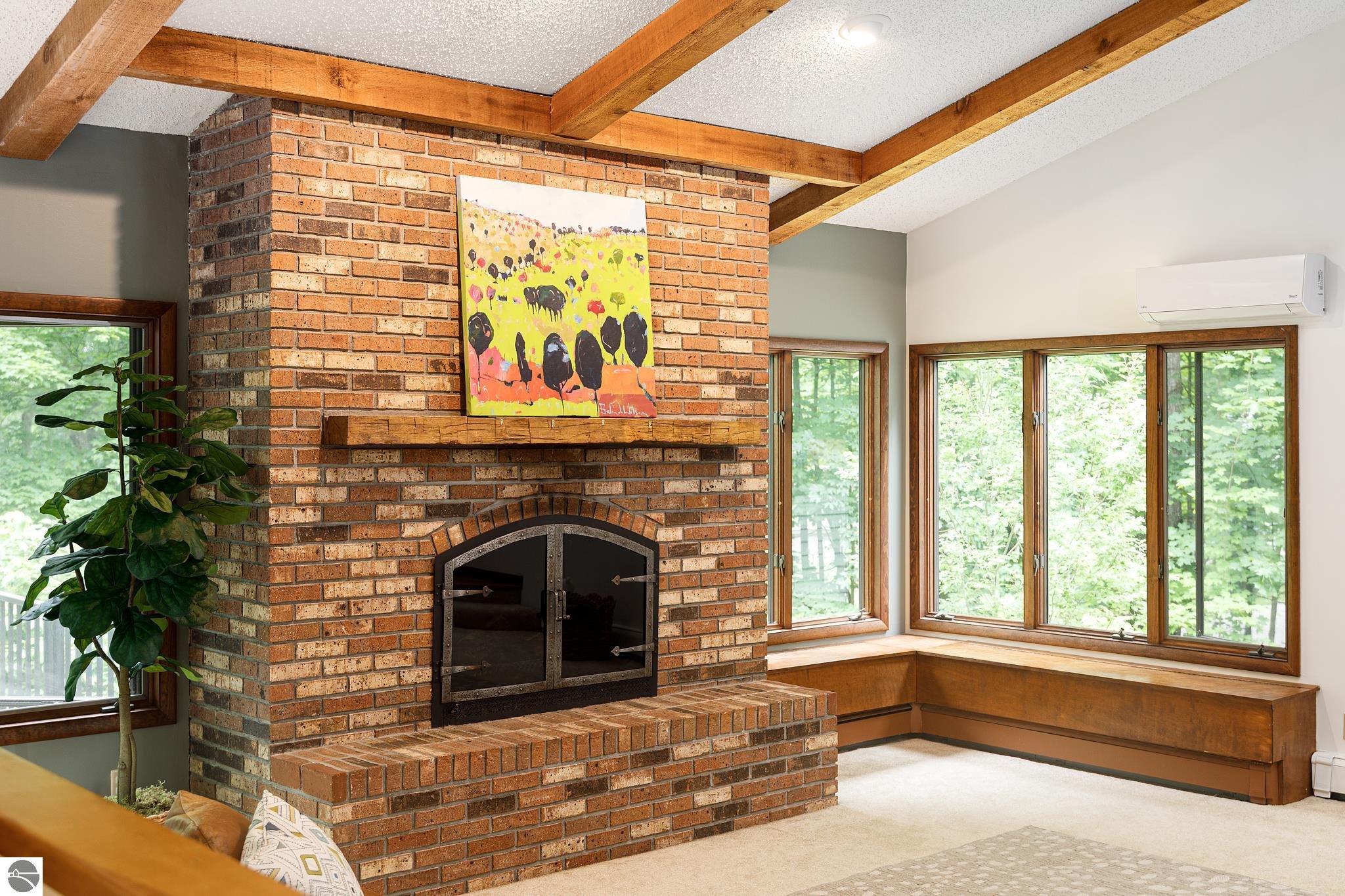 7211 Logan Lane