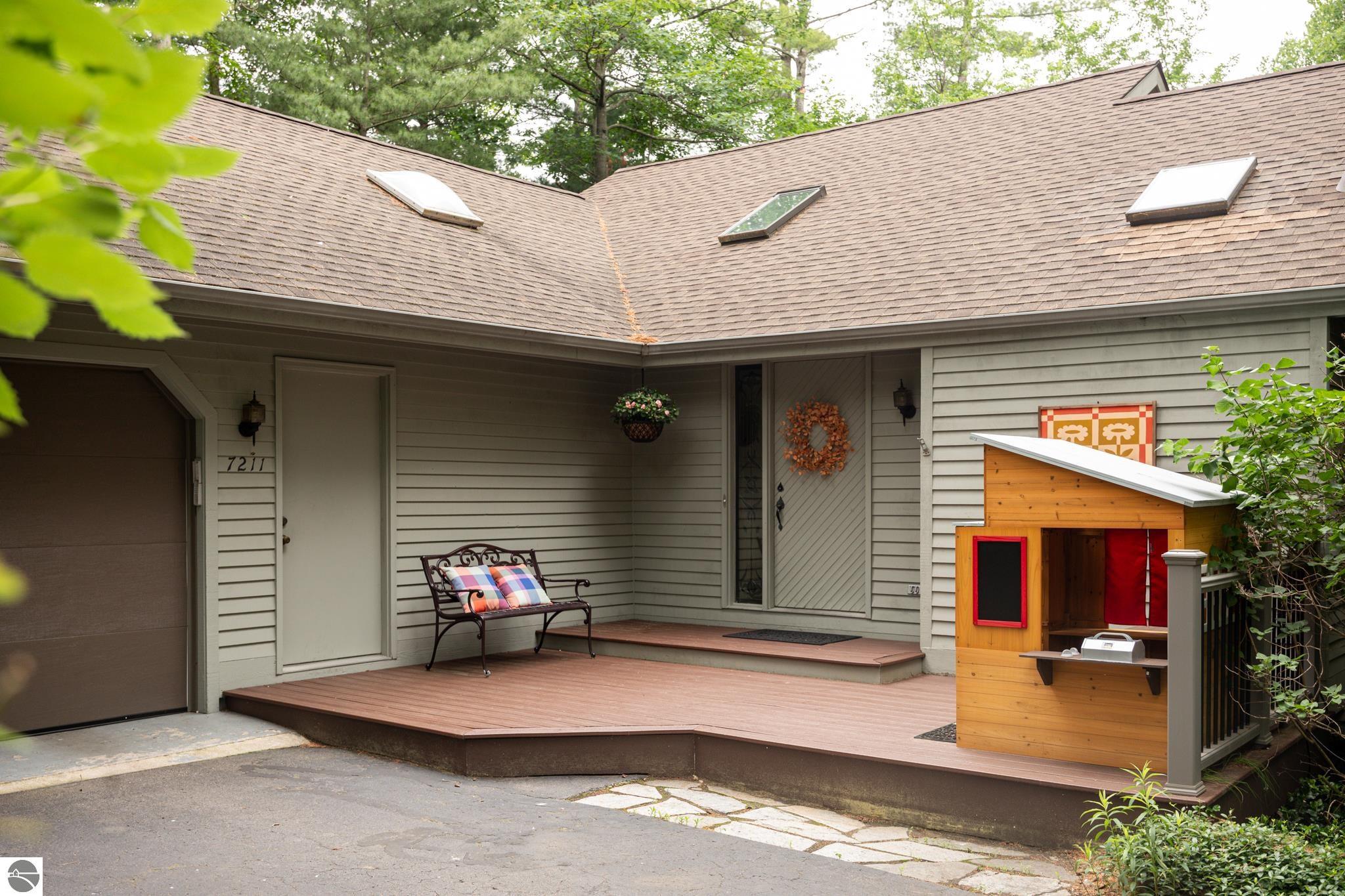 7211 Logan Lane