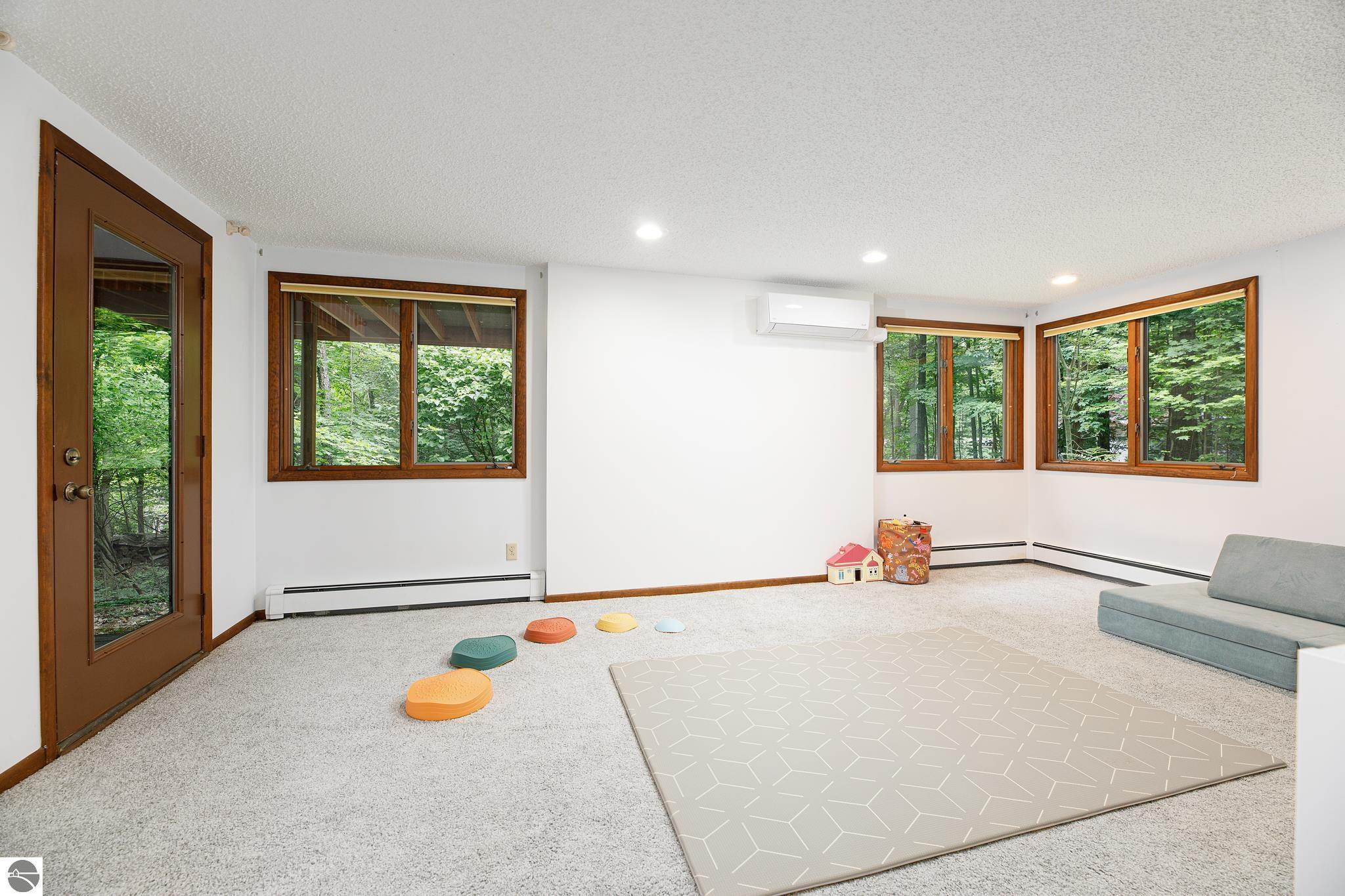 7211 Logan Lane