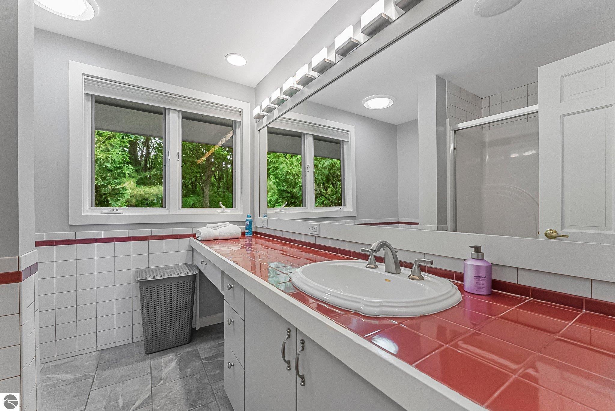 1461 N Eagle Highway