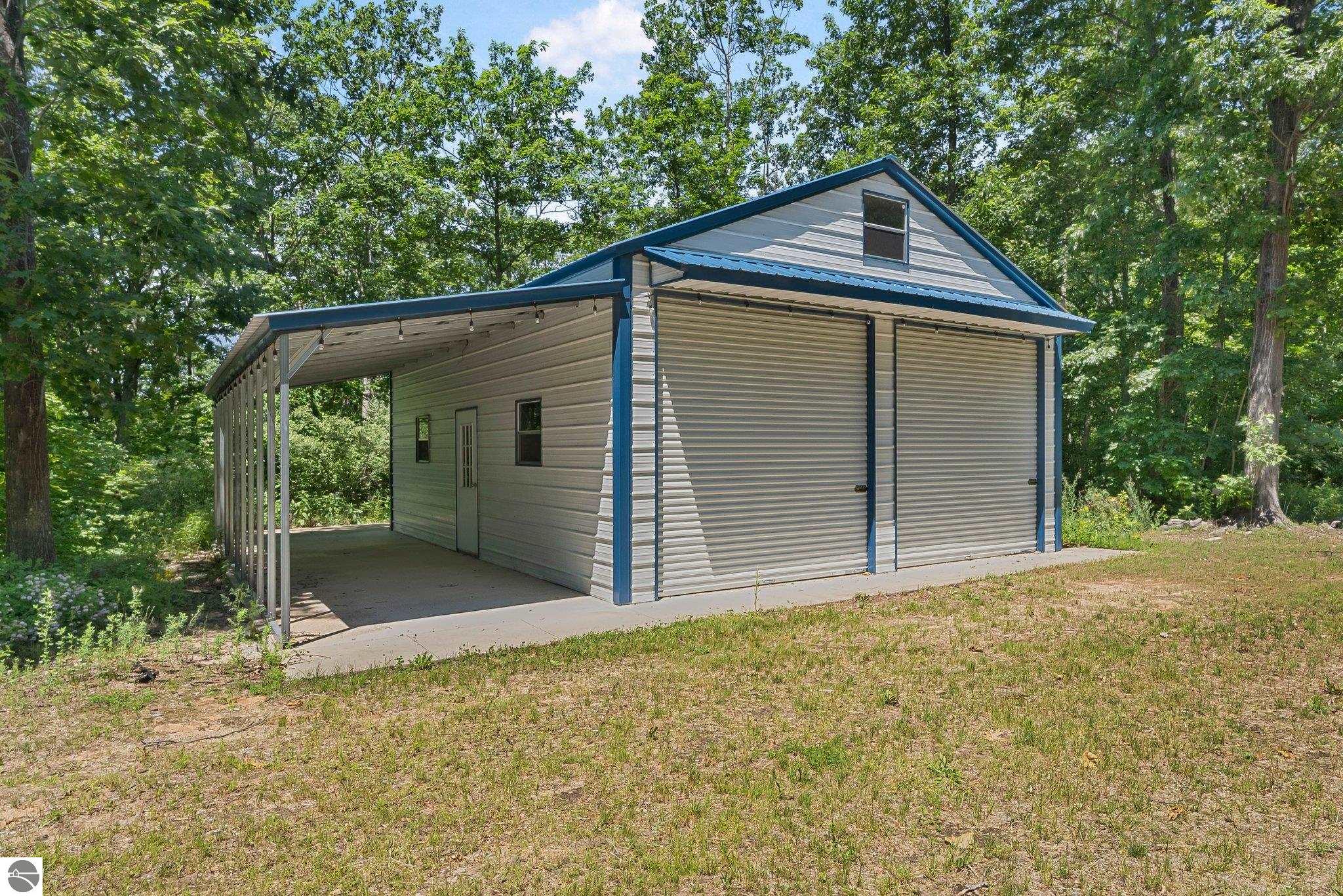 1461 N Eagle Highway