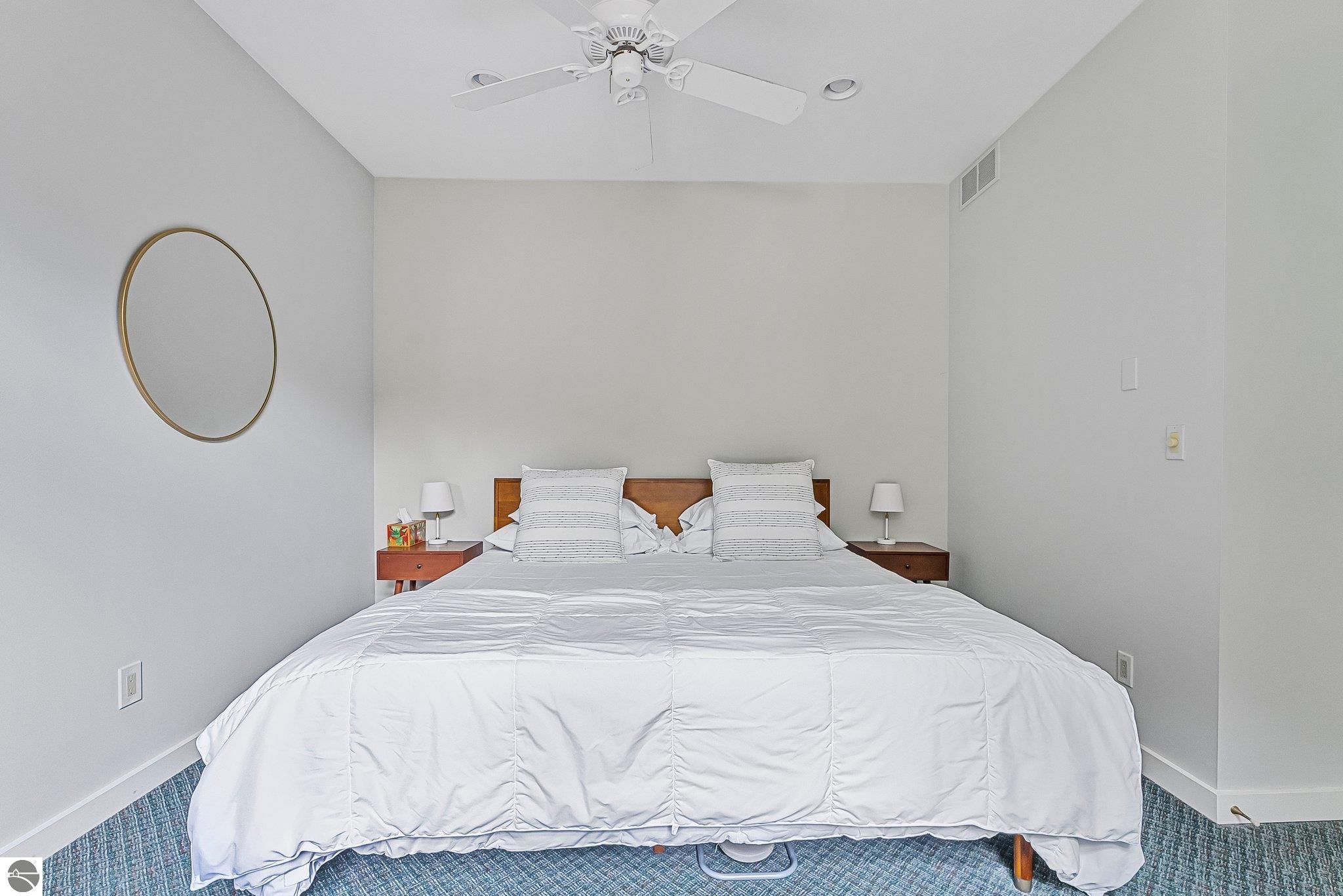 1461 N Eagle Highway