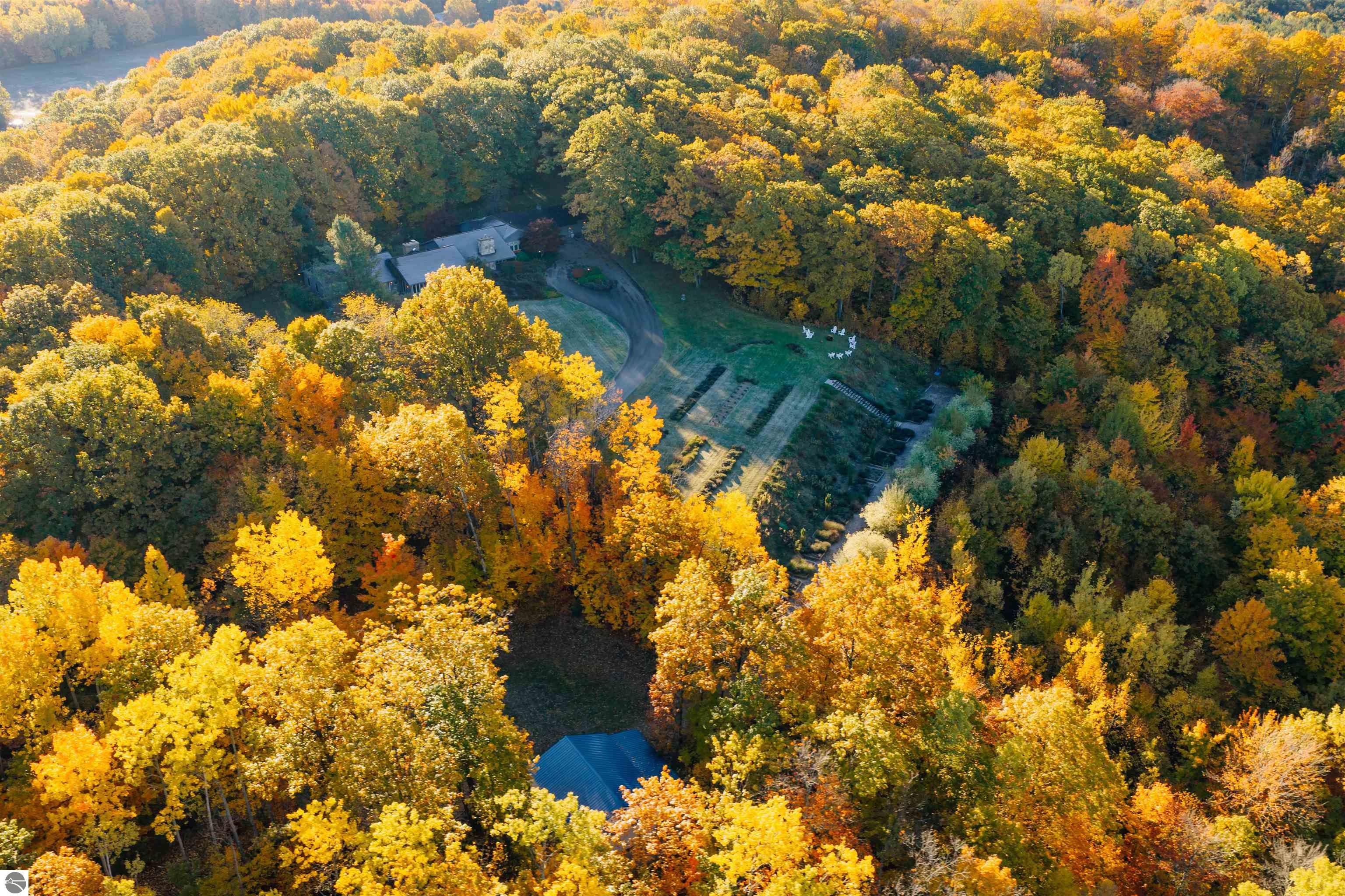 1461 N Eagle Highway