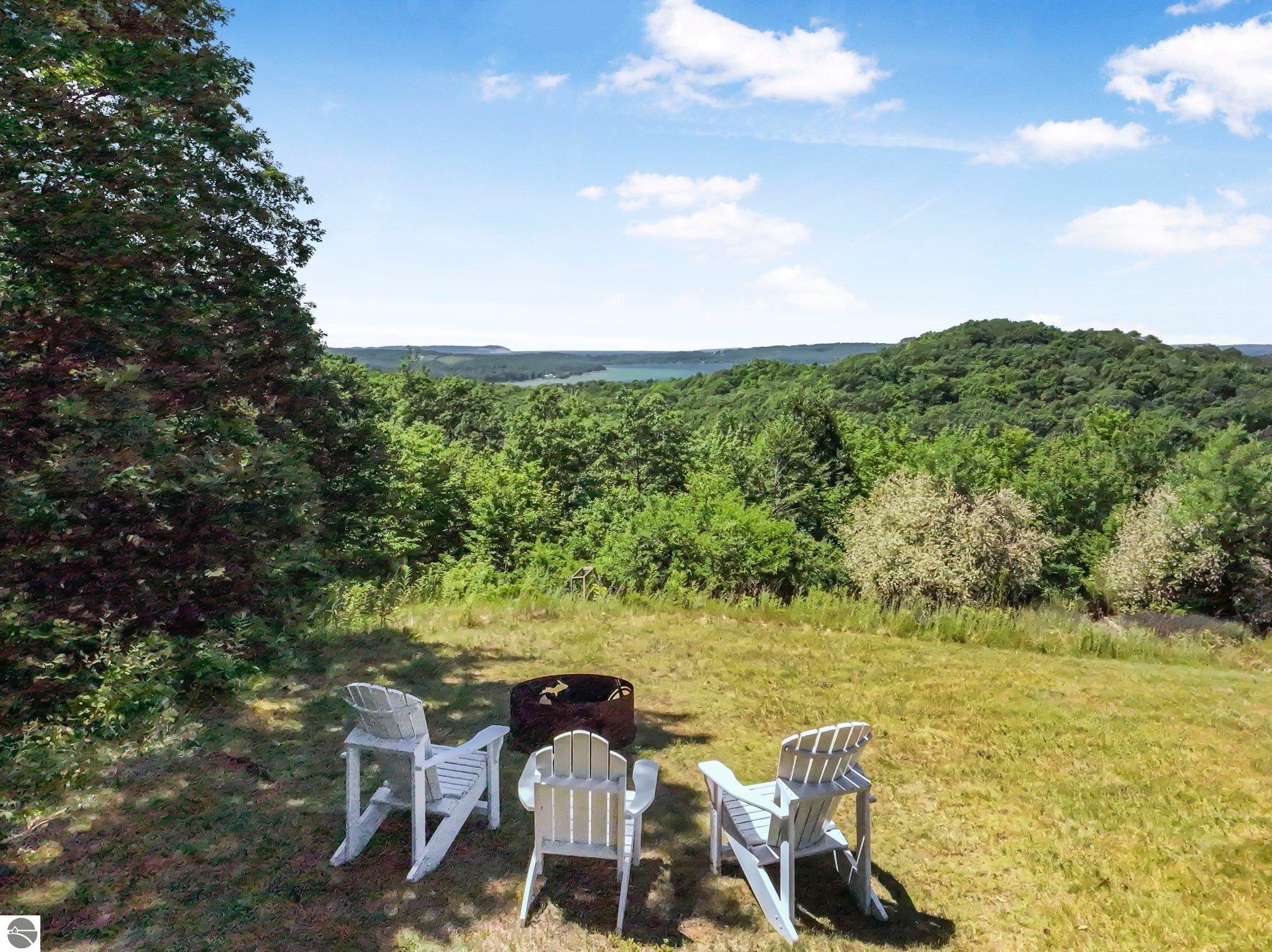 1461 N Eagle Highway