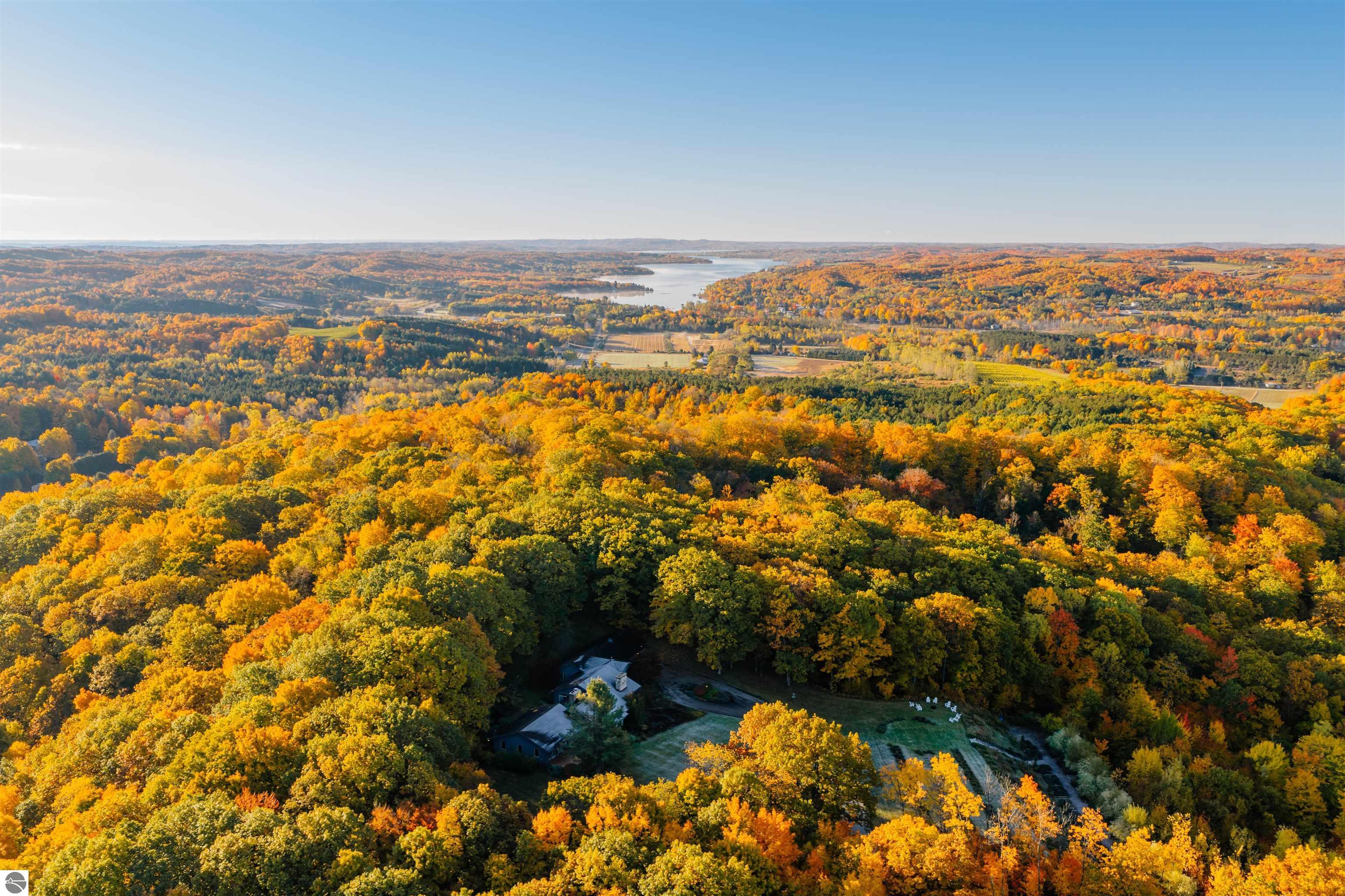 1461 N Eagle Highway