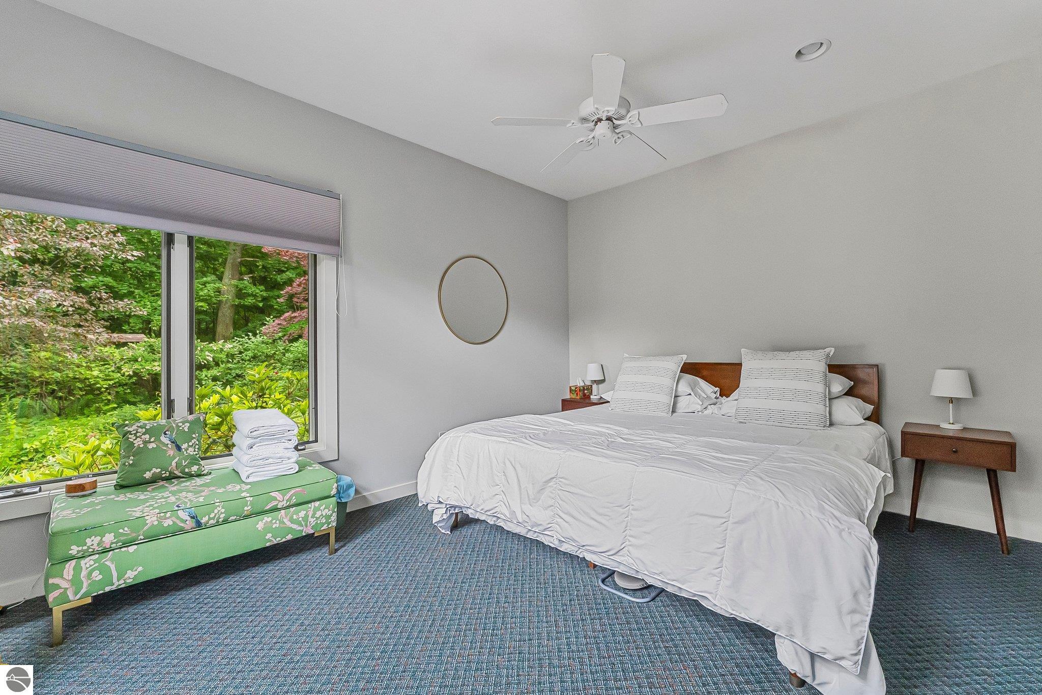 1461 N Eagle Highway