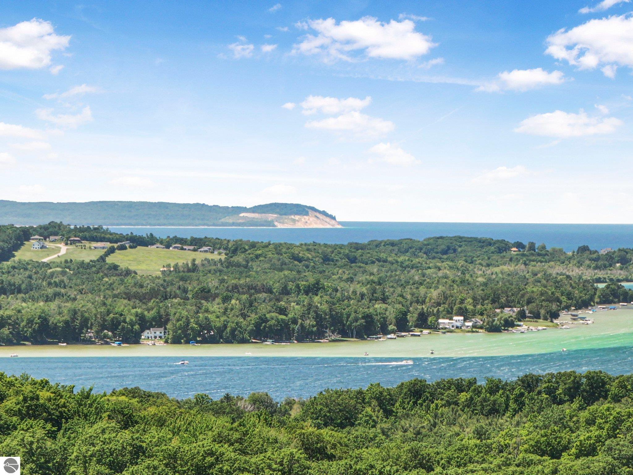 1461 N Eagle Highway