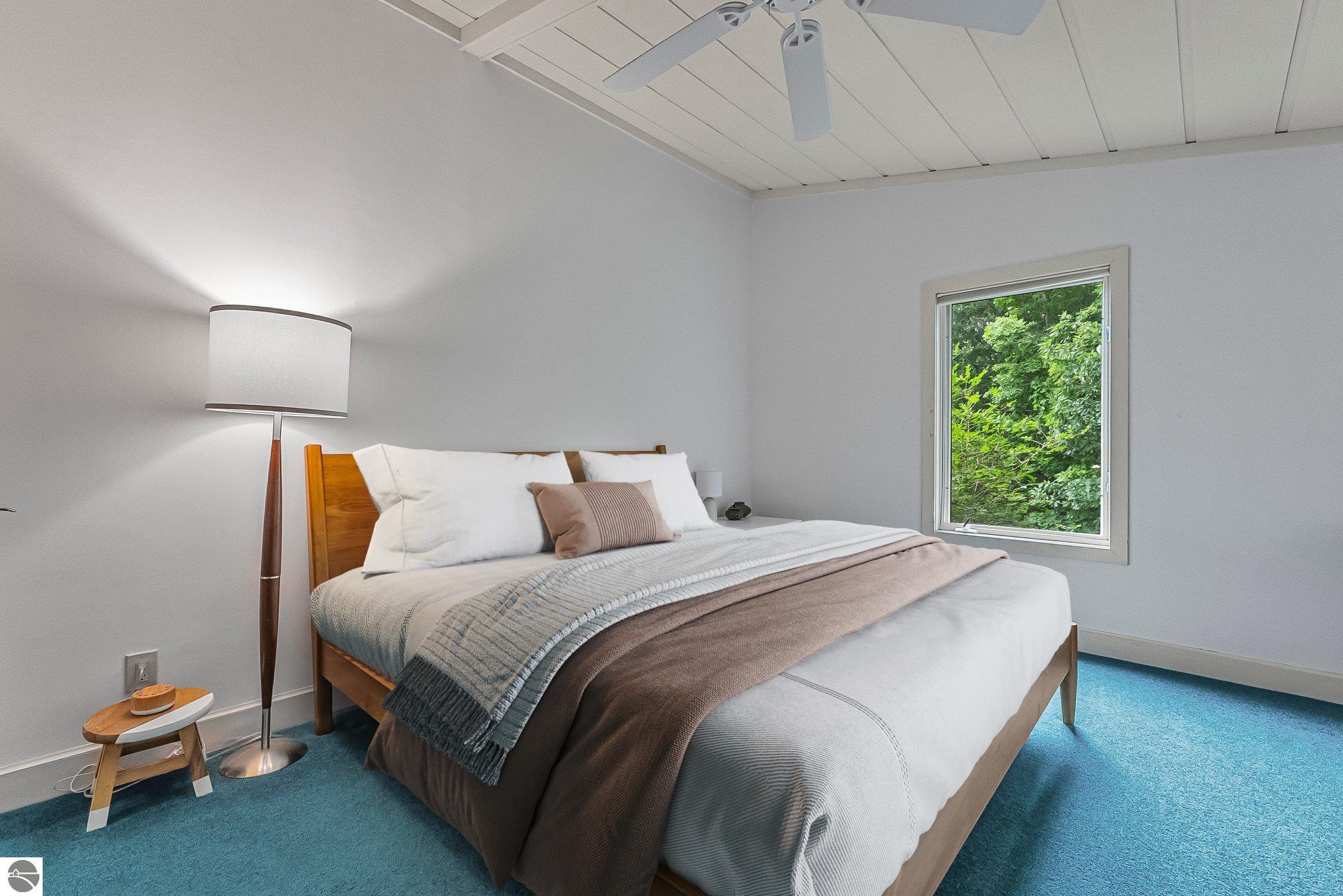 1461 N Eagle Highway