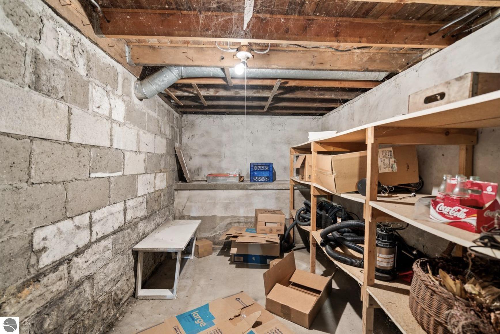 733 Sixth Street