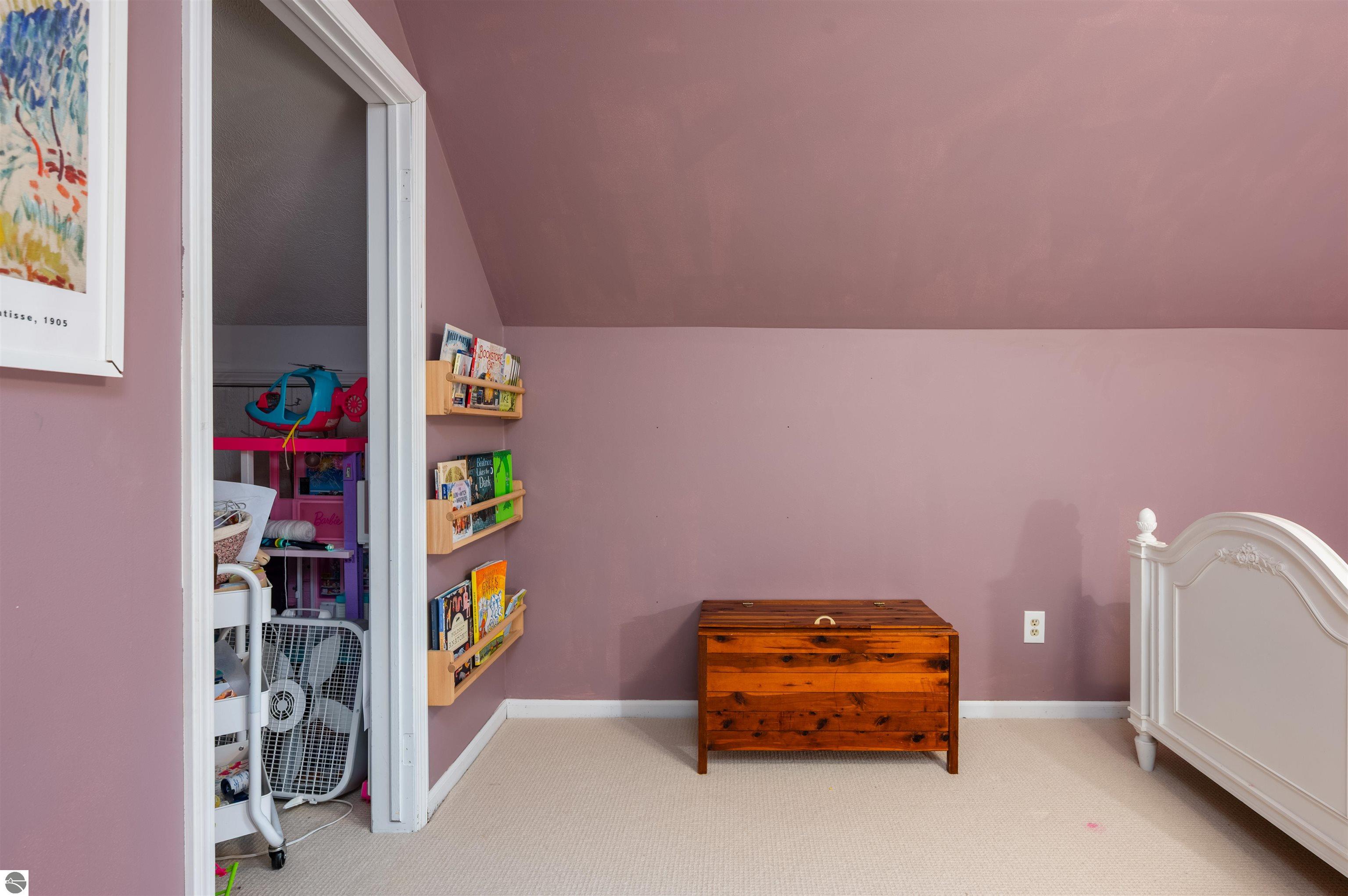 4081 Westridge
