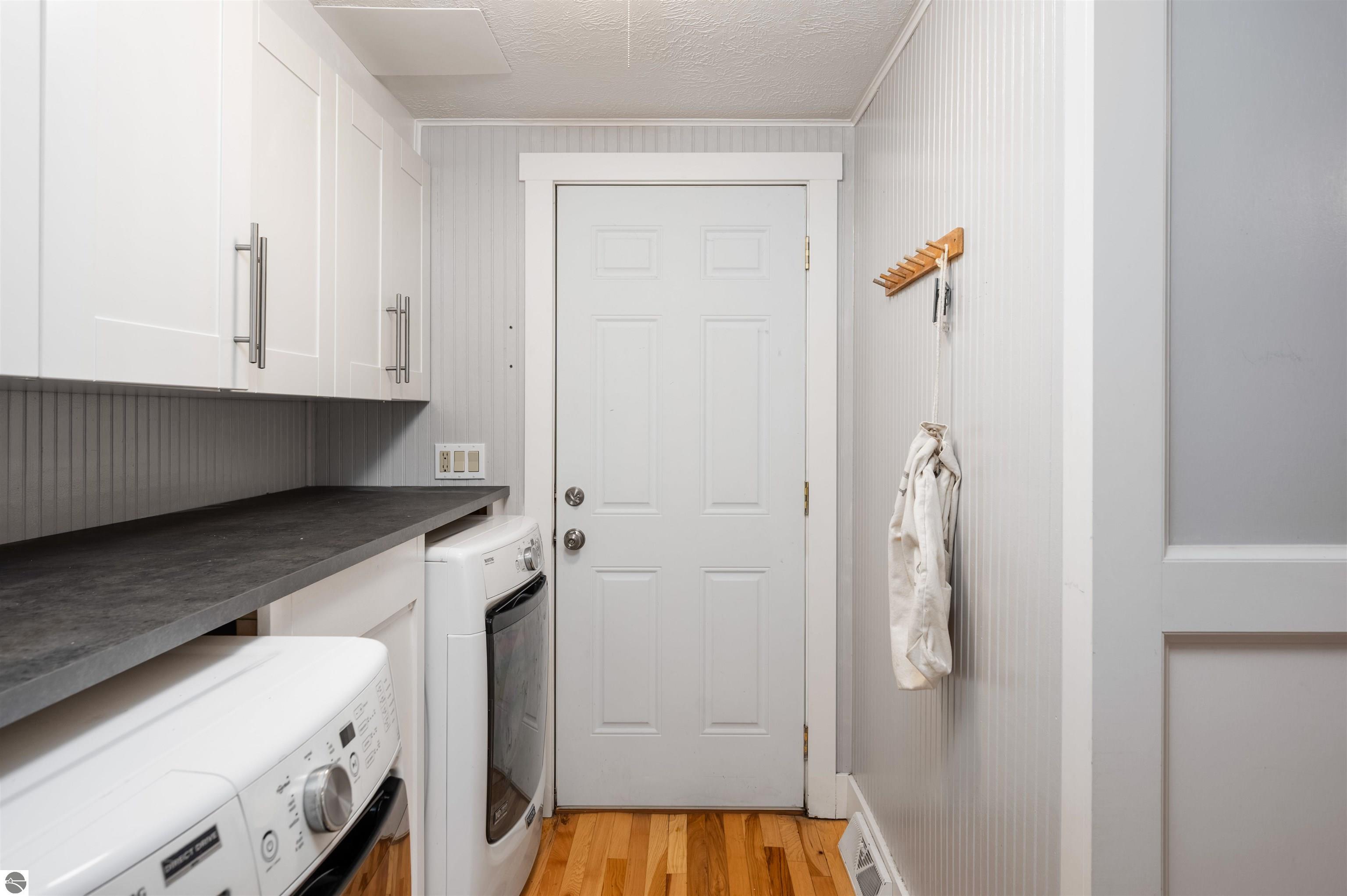 4081 Westridge