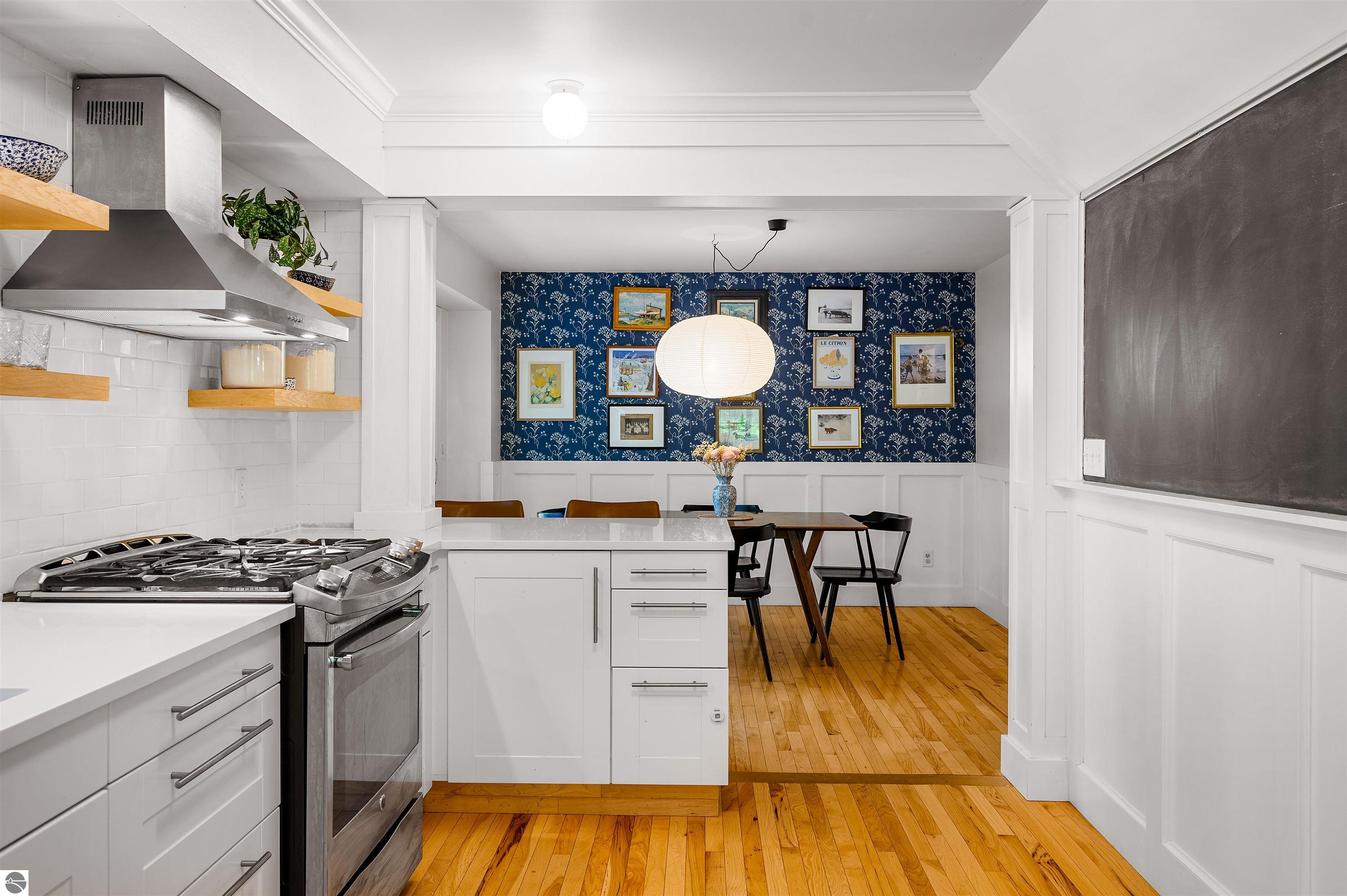 4081 Westridge