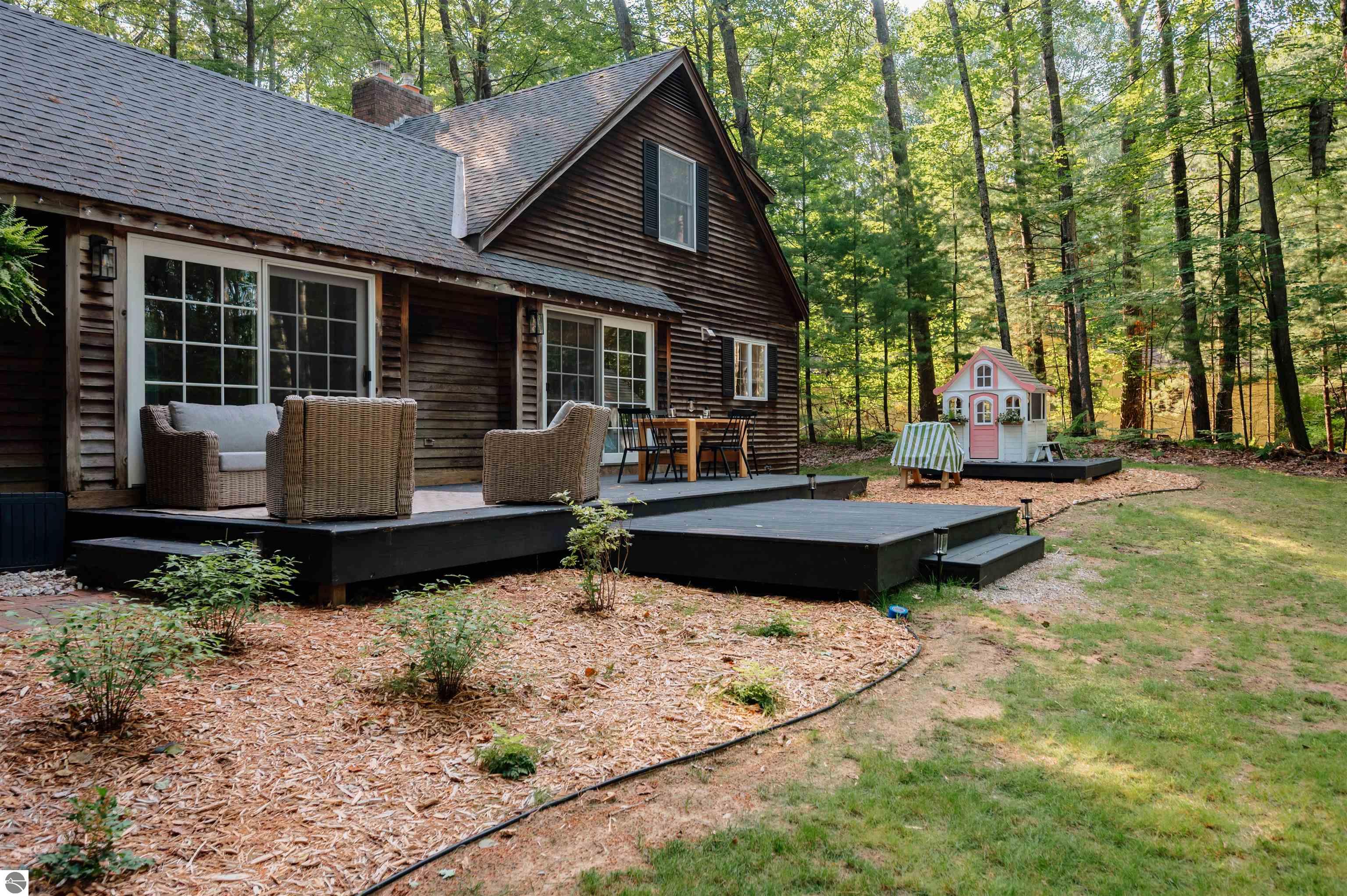4081 Westridge