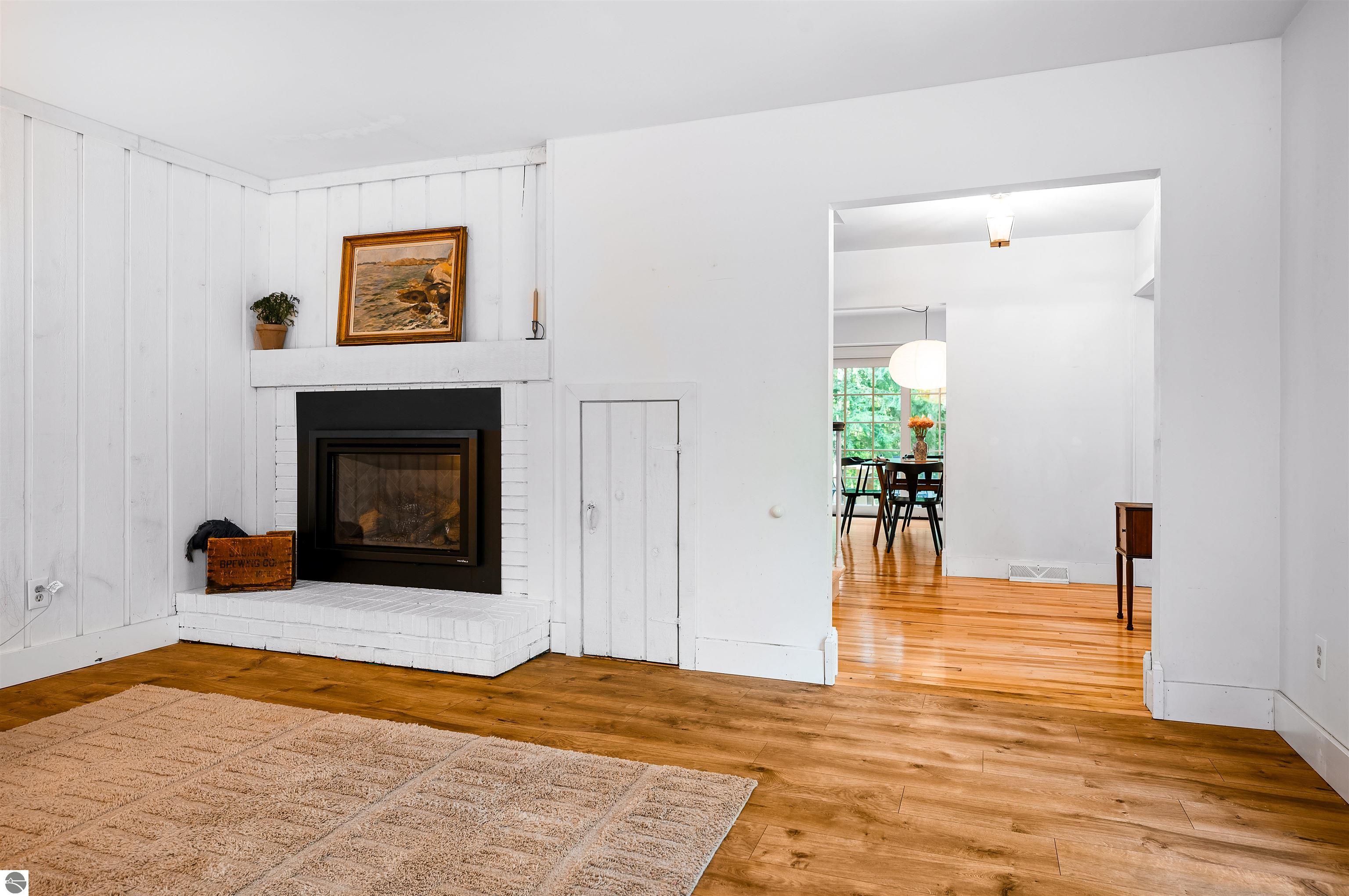 4081 Westridge
