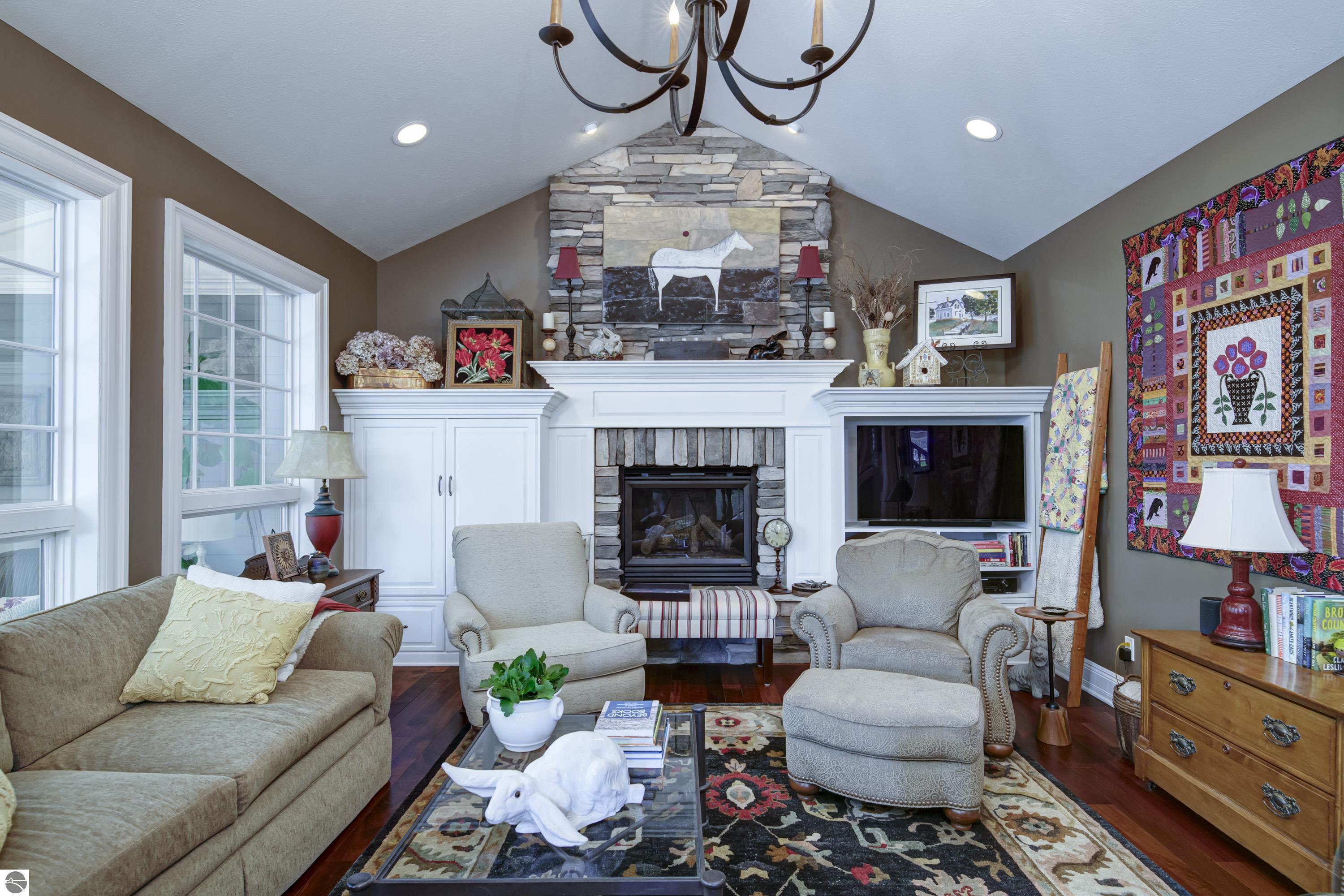 664 Hidden Ridge Drive