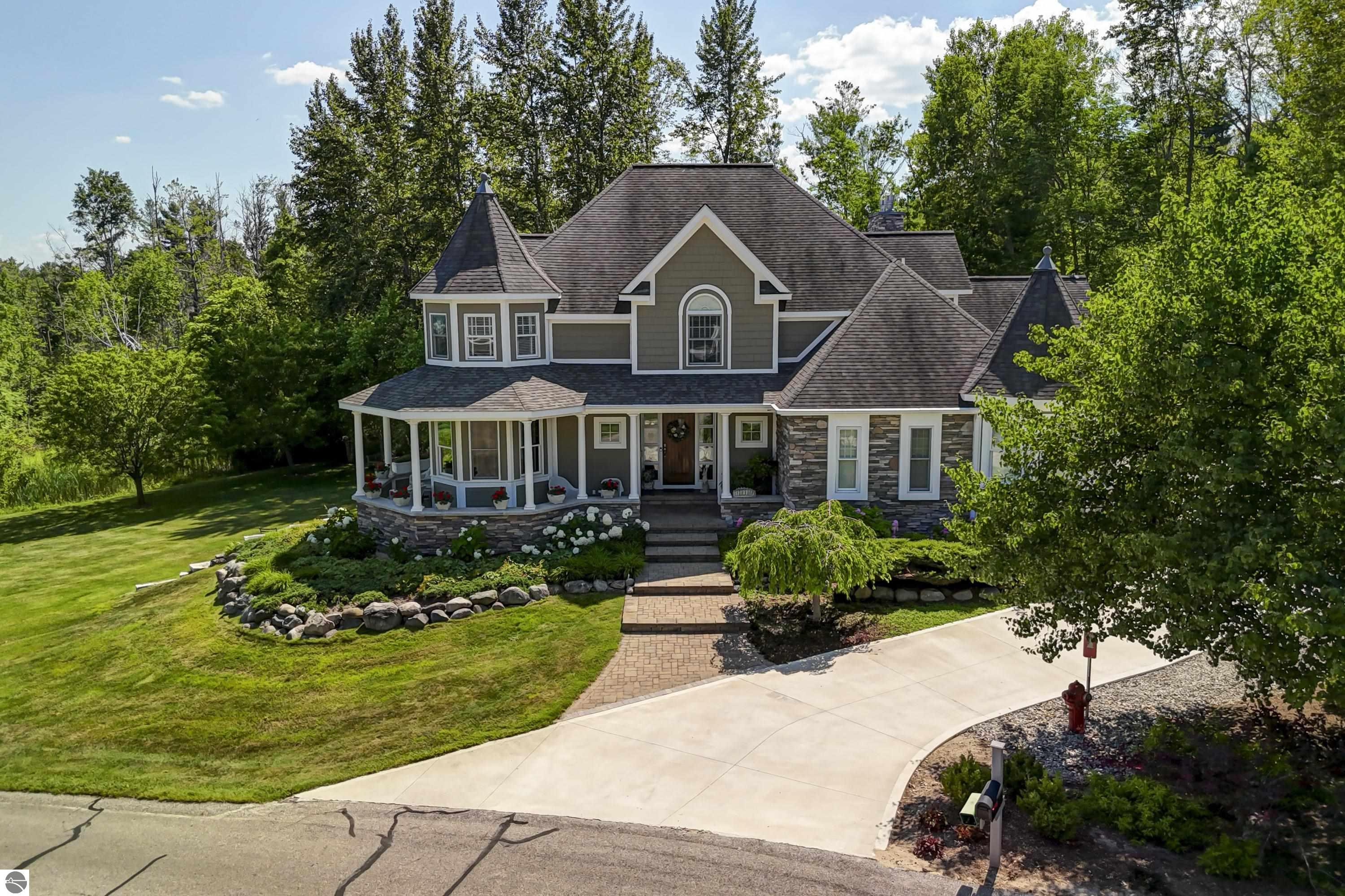 664 Hidden Ridge Drive