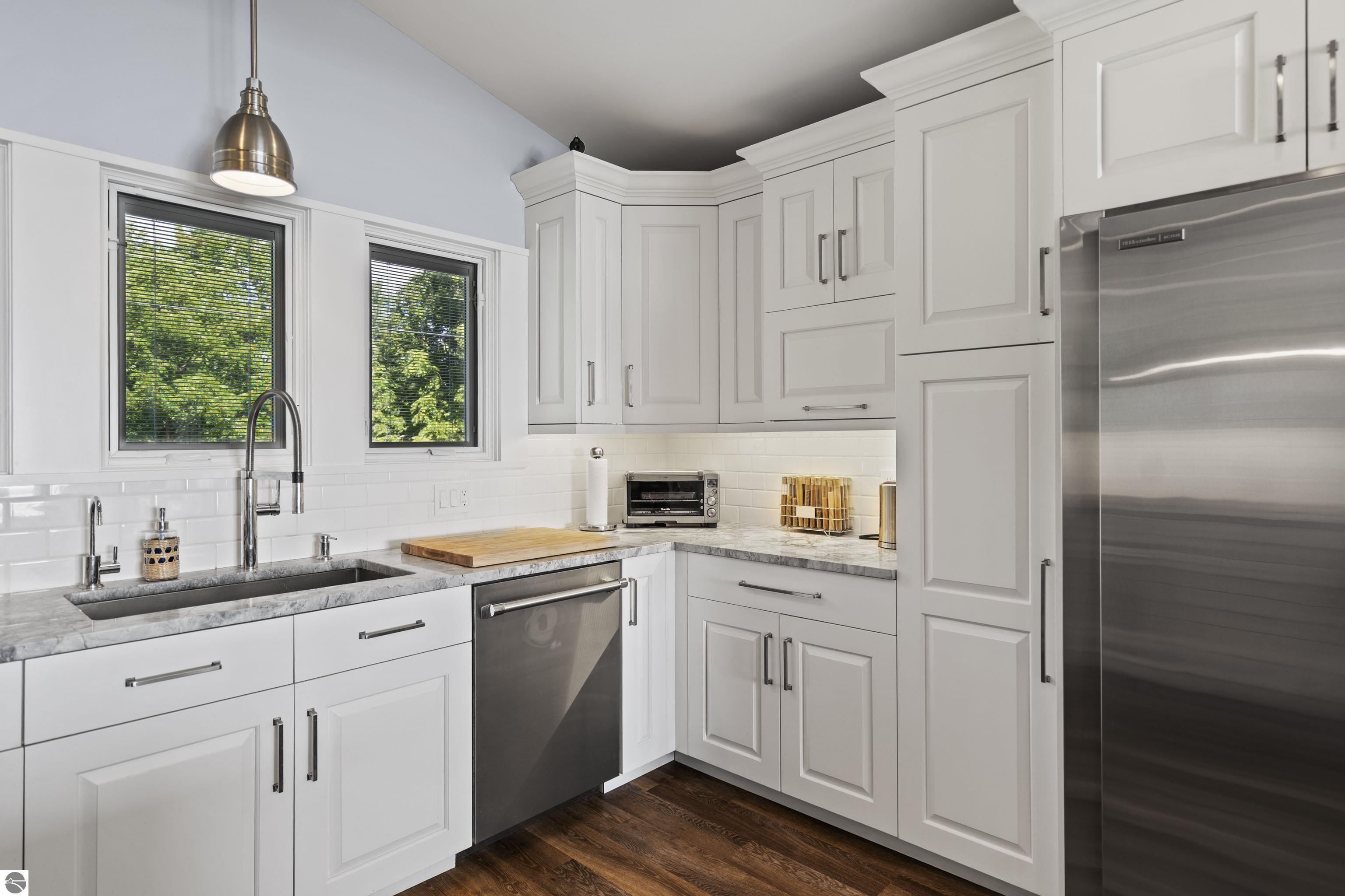 3939 Blue Heights Drive