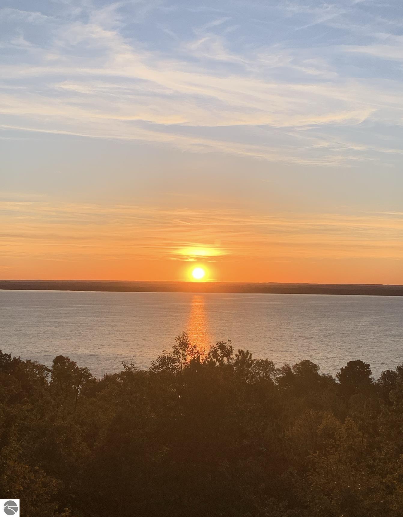 3939 Blue Heights Drive