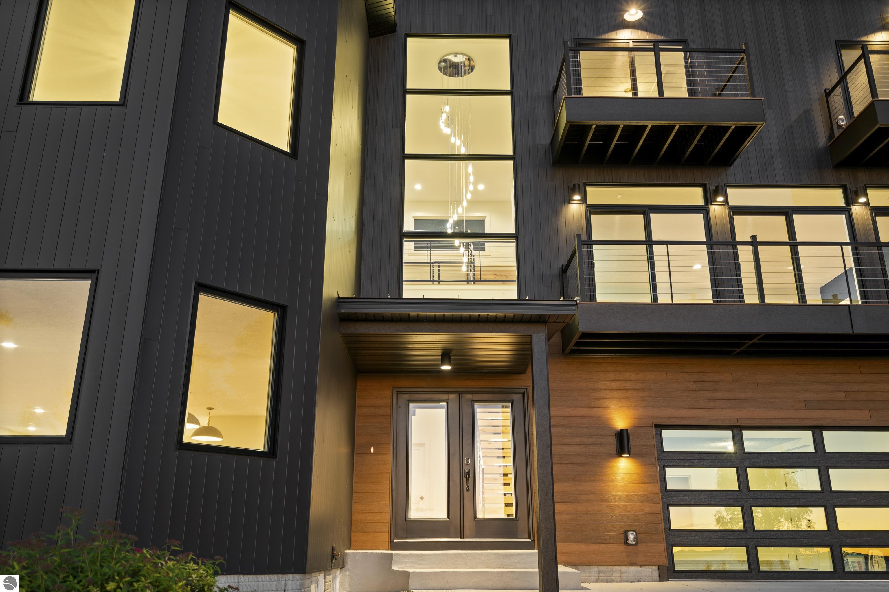 10191 Peninsula Drive