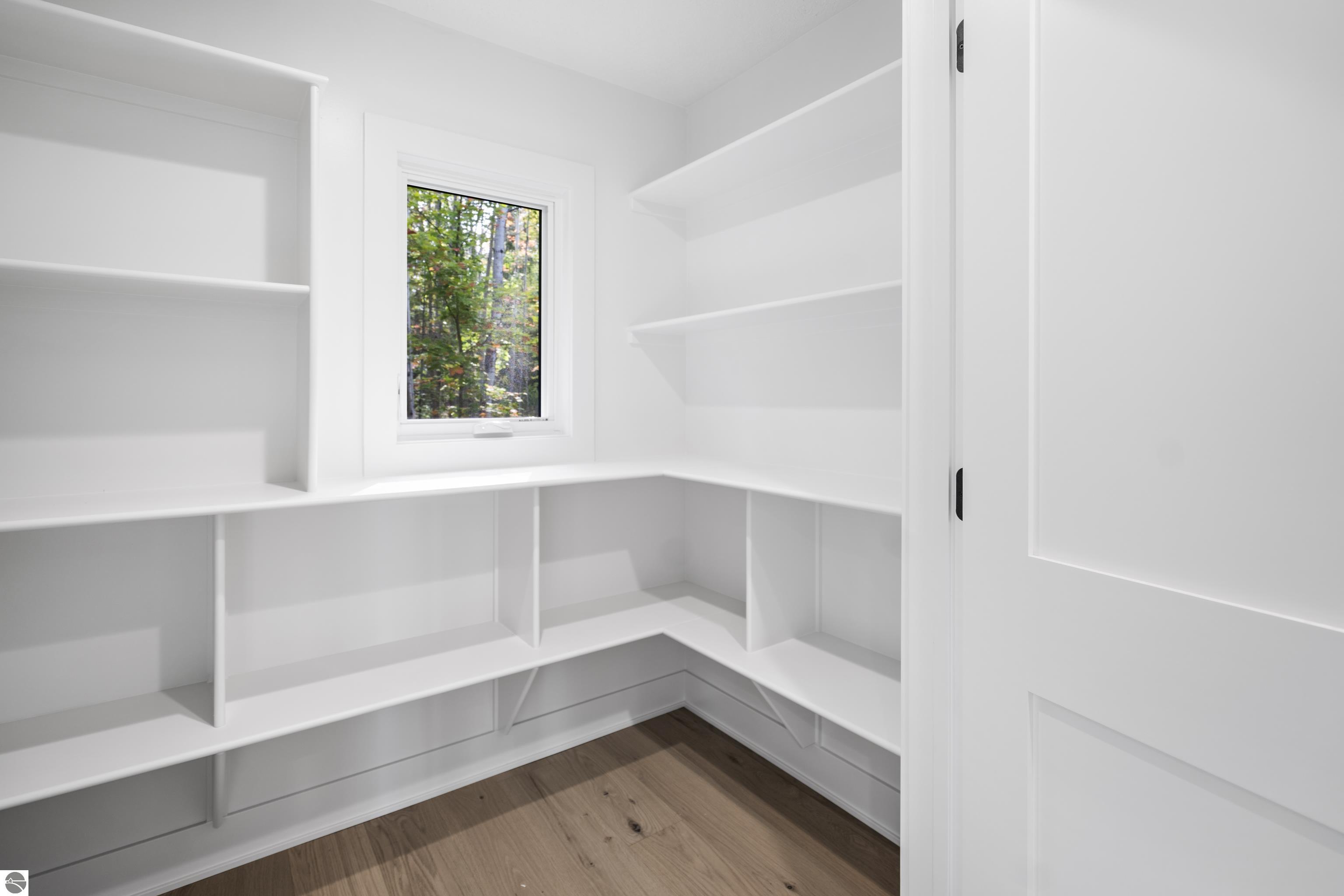 10191 Peninsula Drive