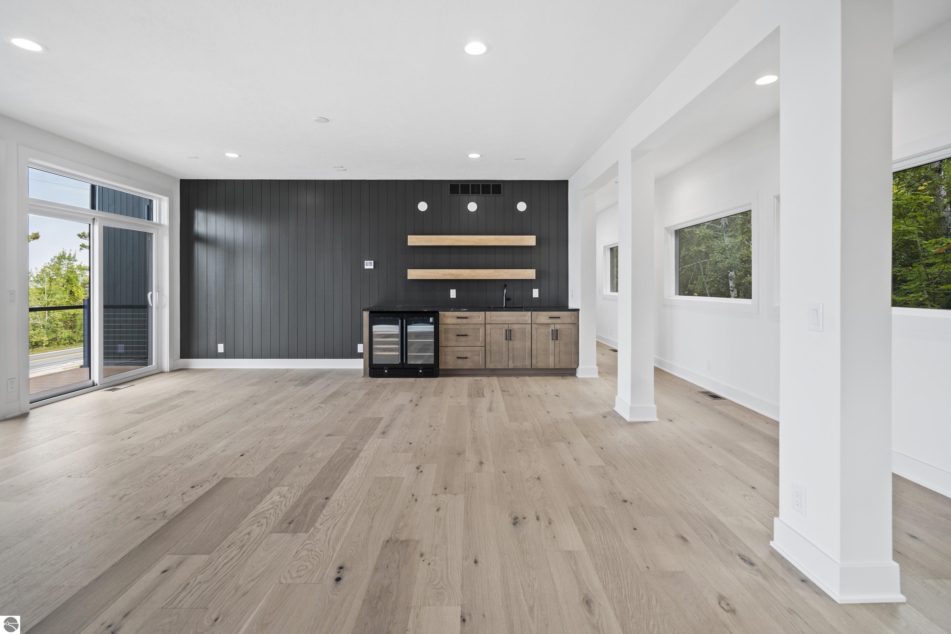 10191 Peninsula Drive