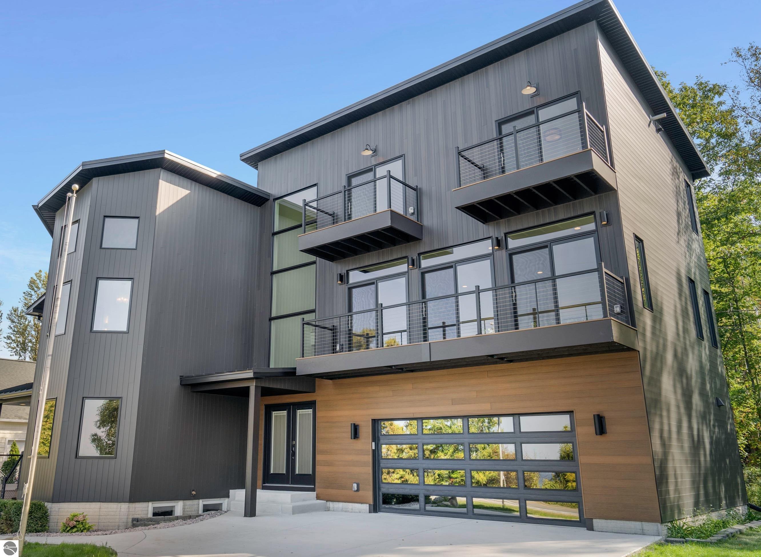 10191 Peninsula Drive