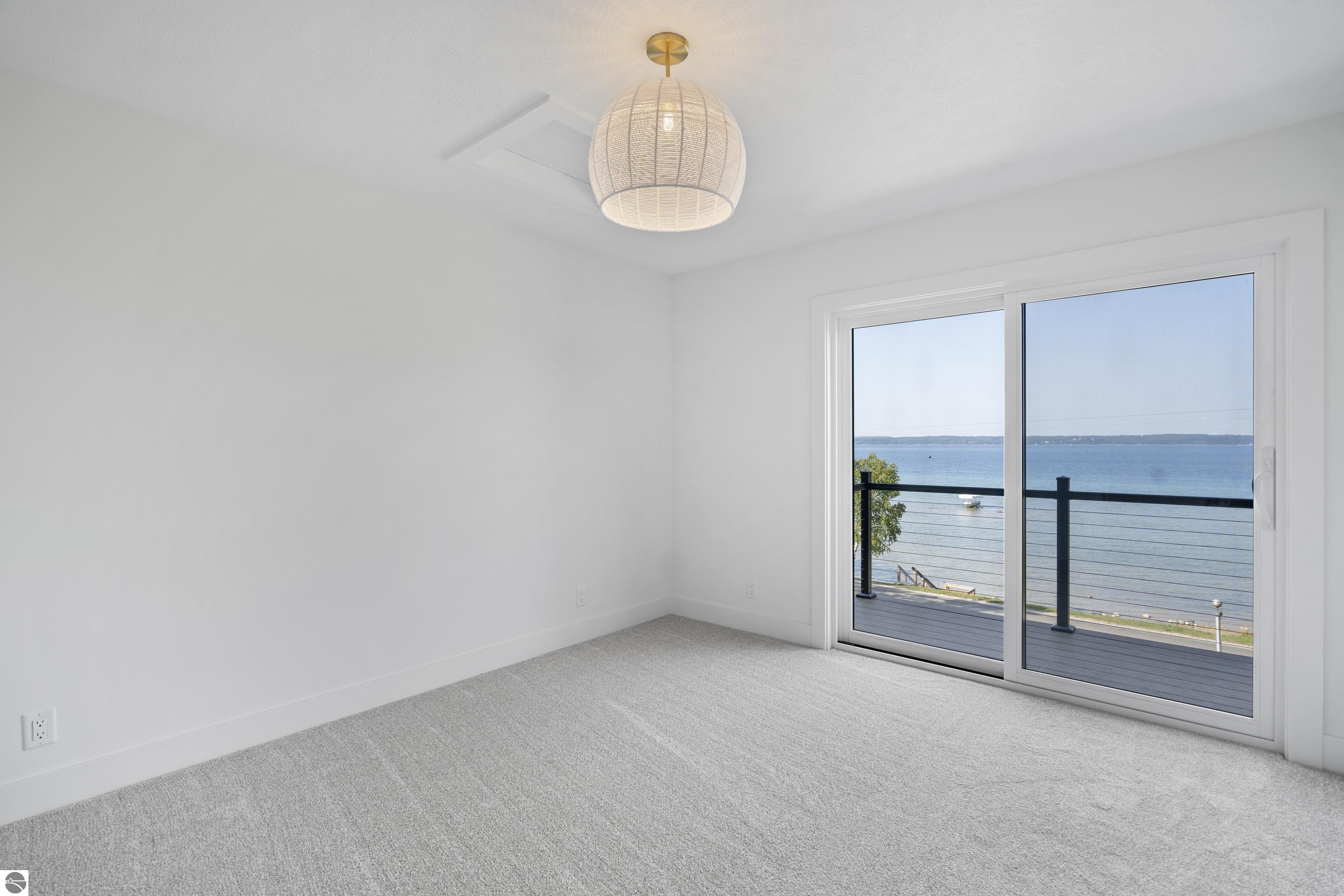 10191 Peninsula Drive