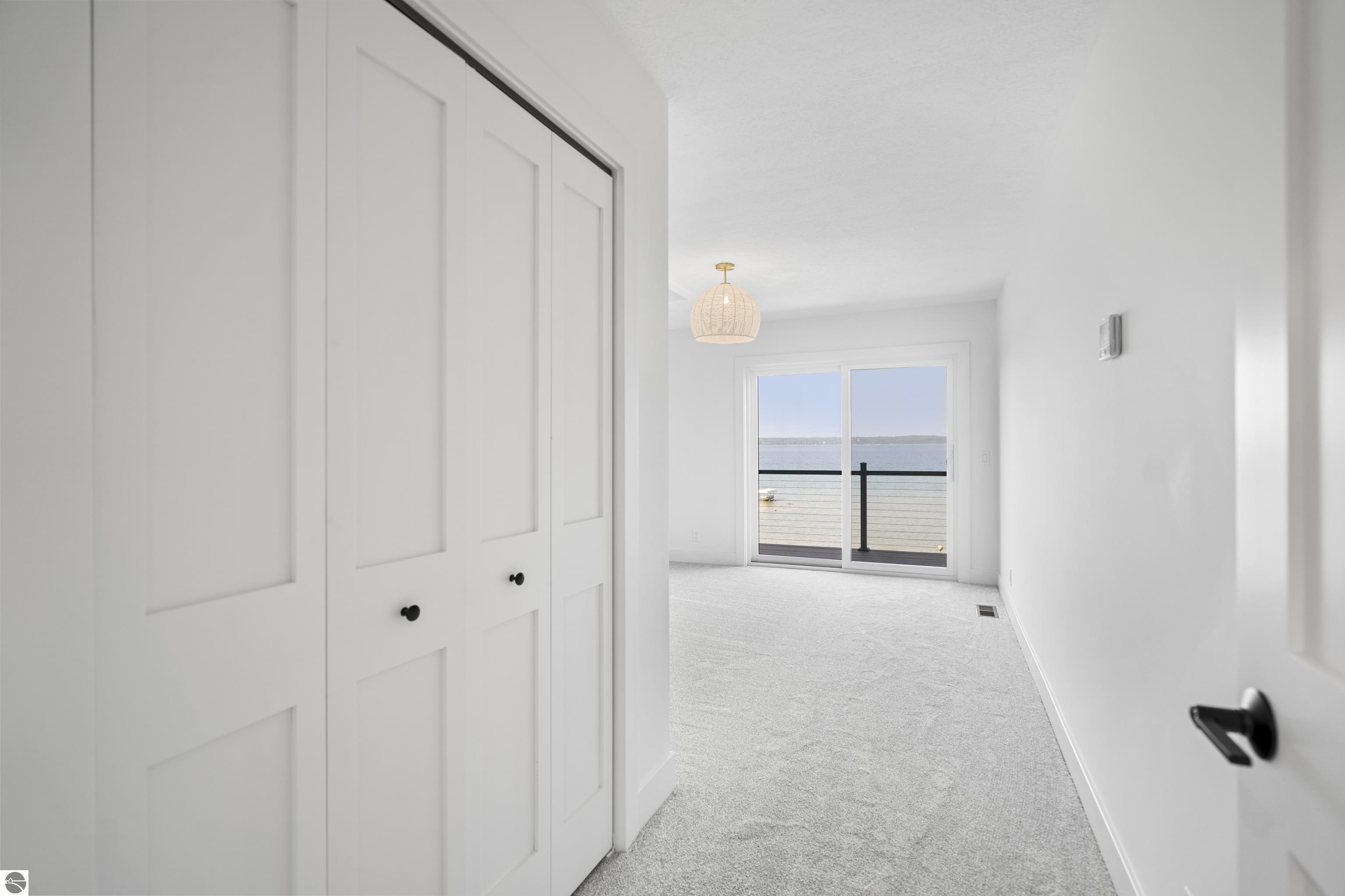 10191 Peninsula Drive