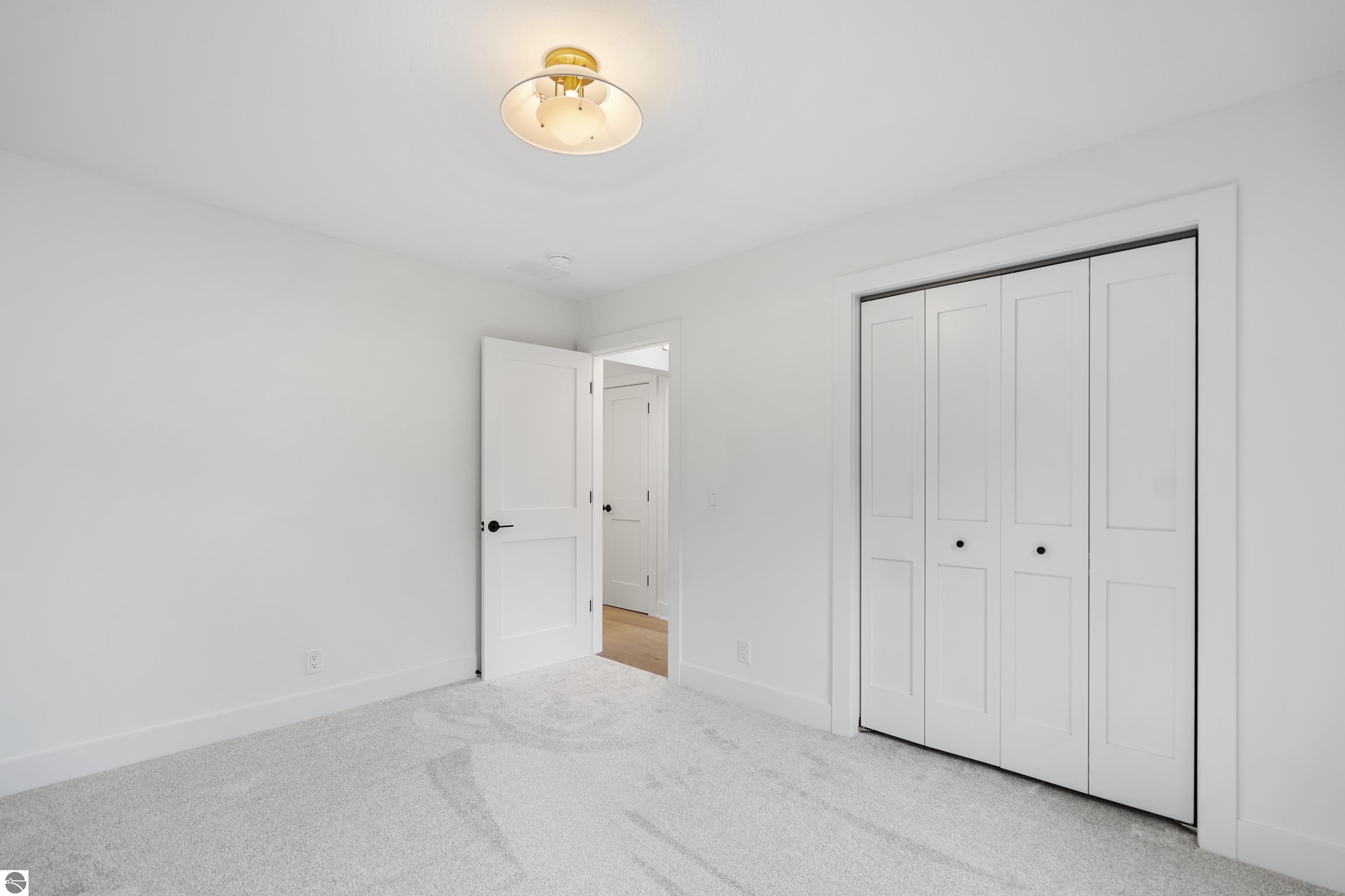 10191 Peninsula Drive