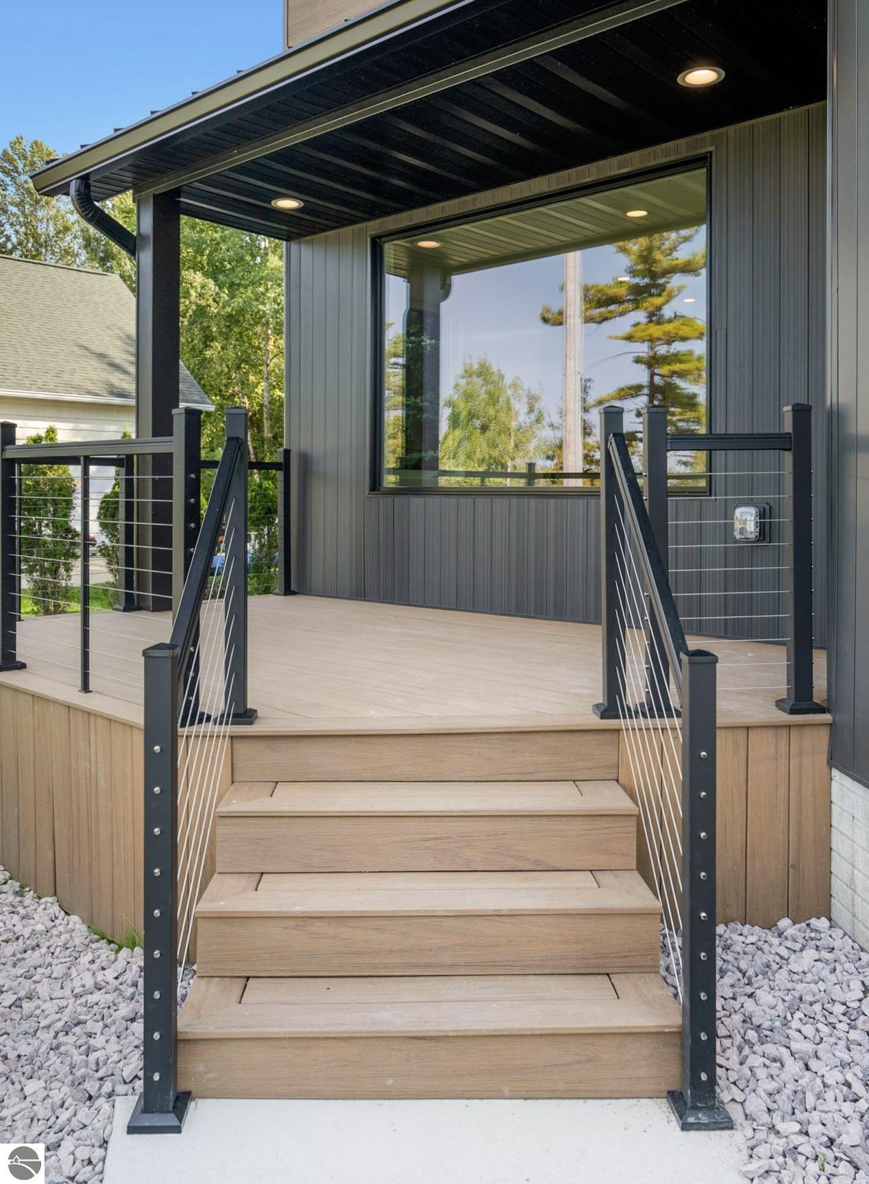 10191 Peninsula Drive