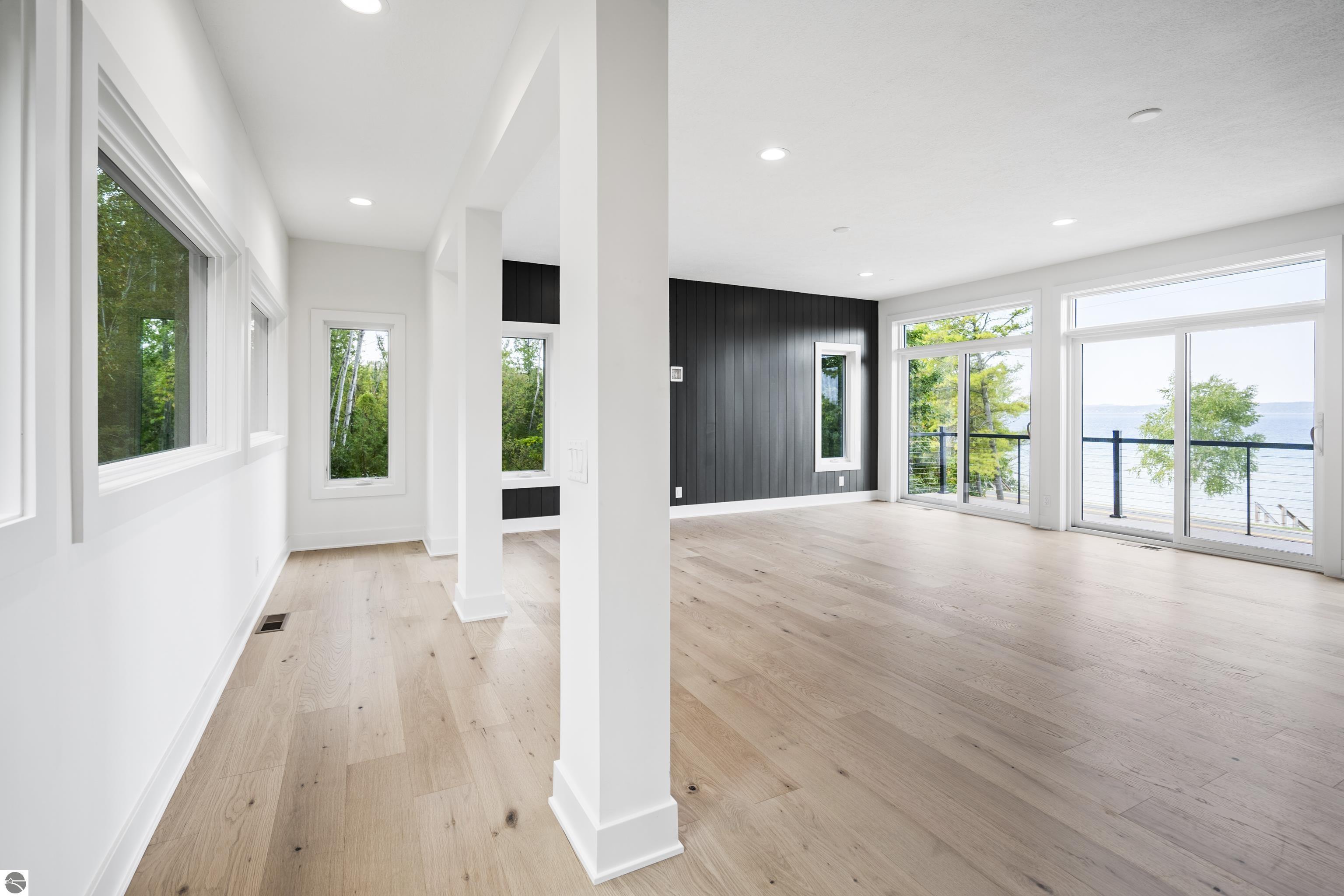 10191 Peninsula Drive