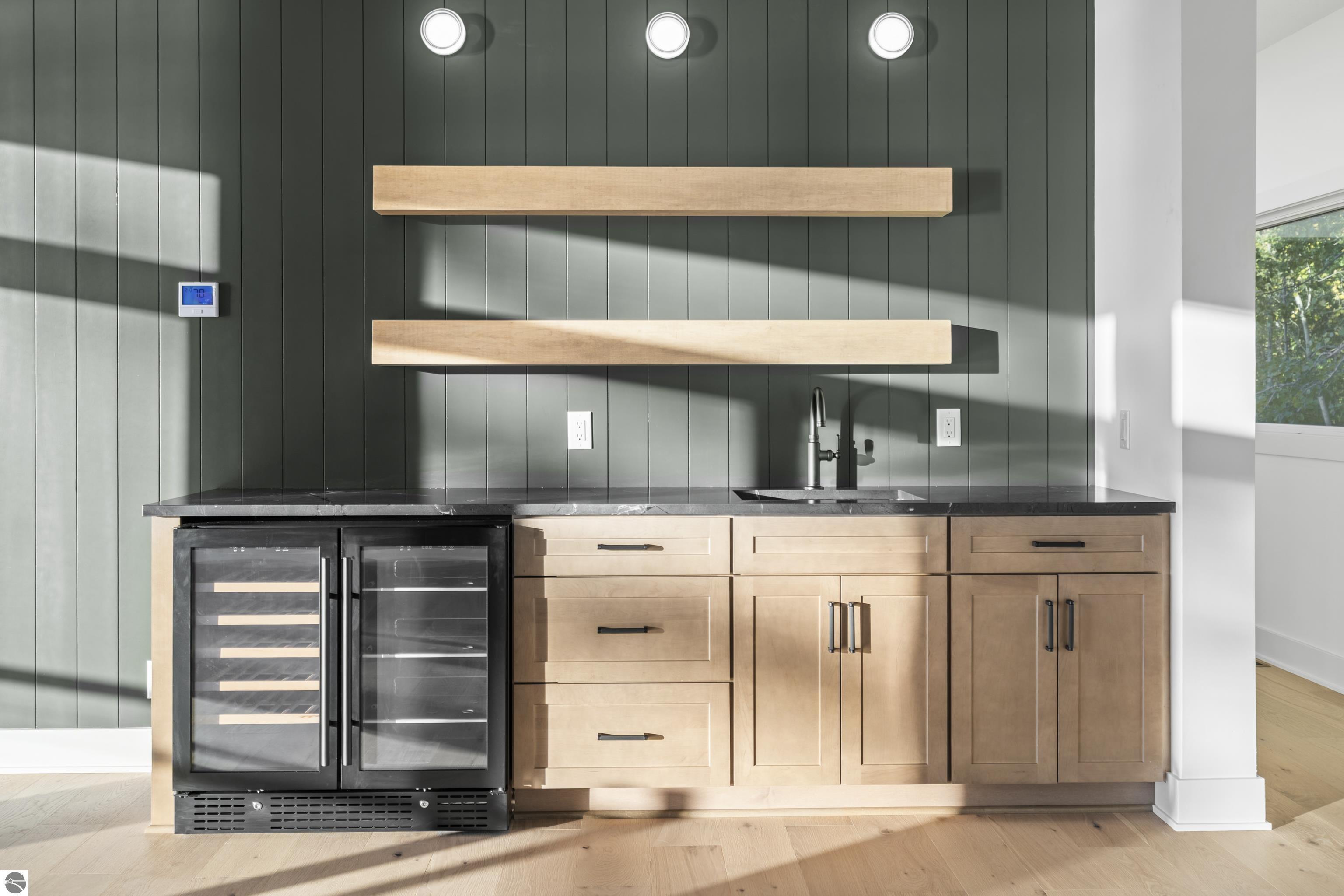 10191 Peninsula Drive