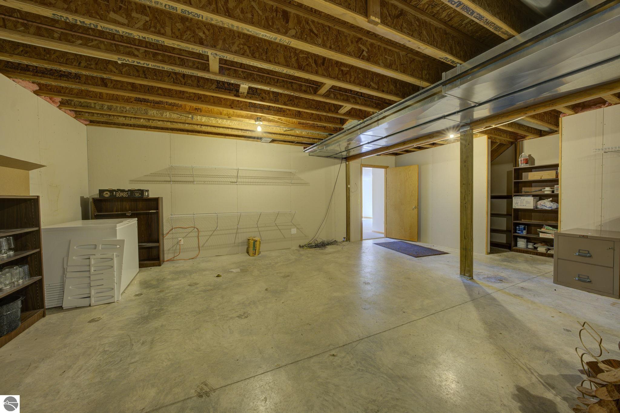 11124 E Meadow View Drive