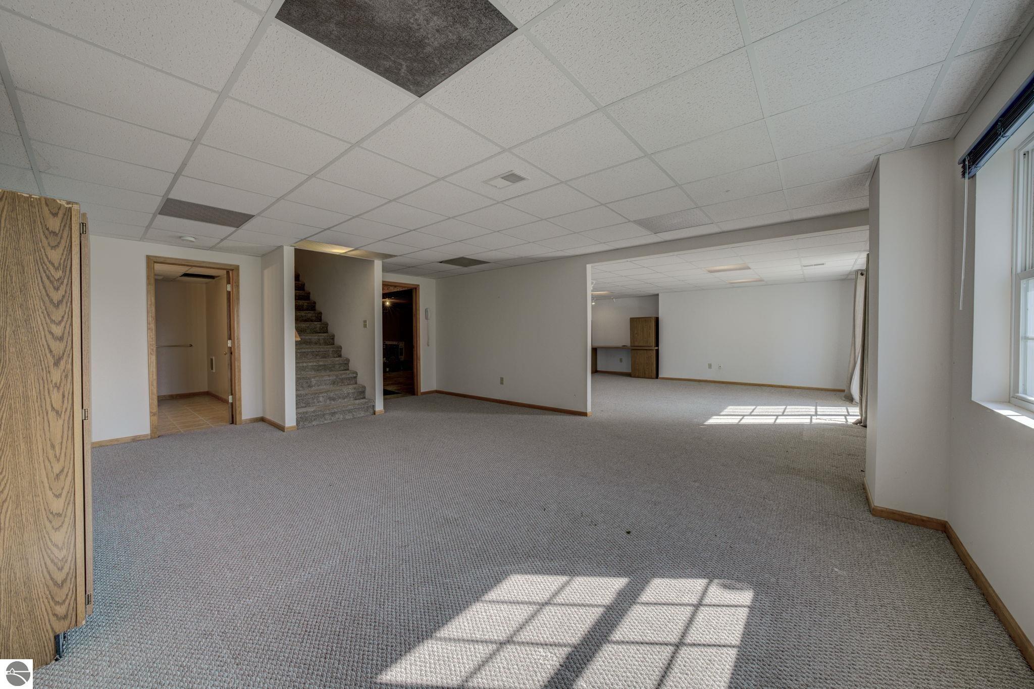 11124 E Meadow View Drive