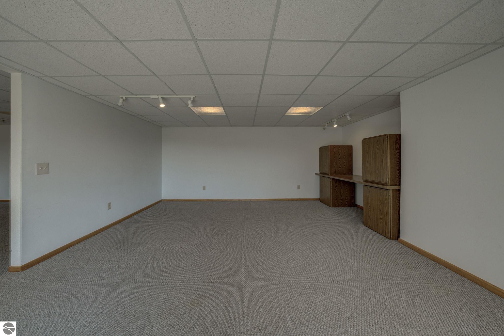 11124 E Meadow View Drive