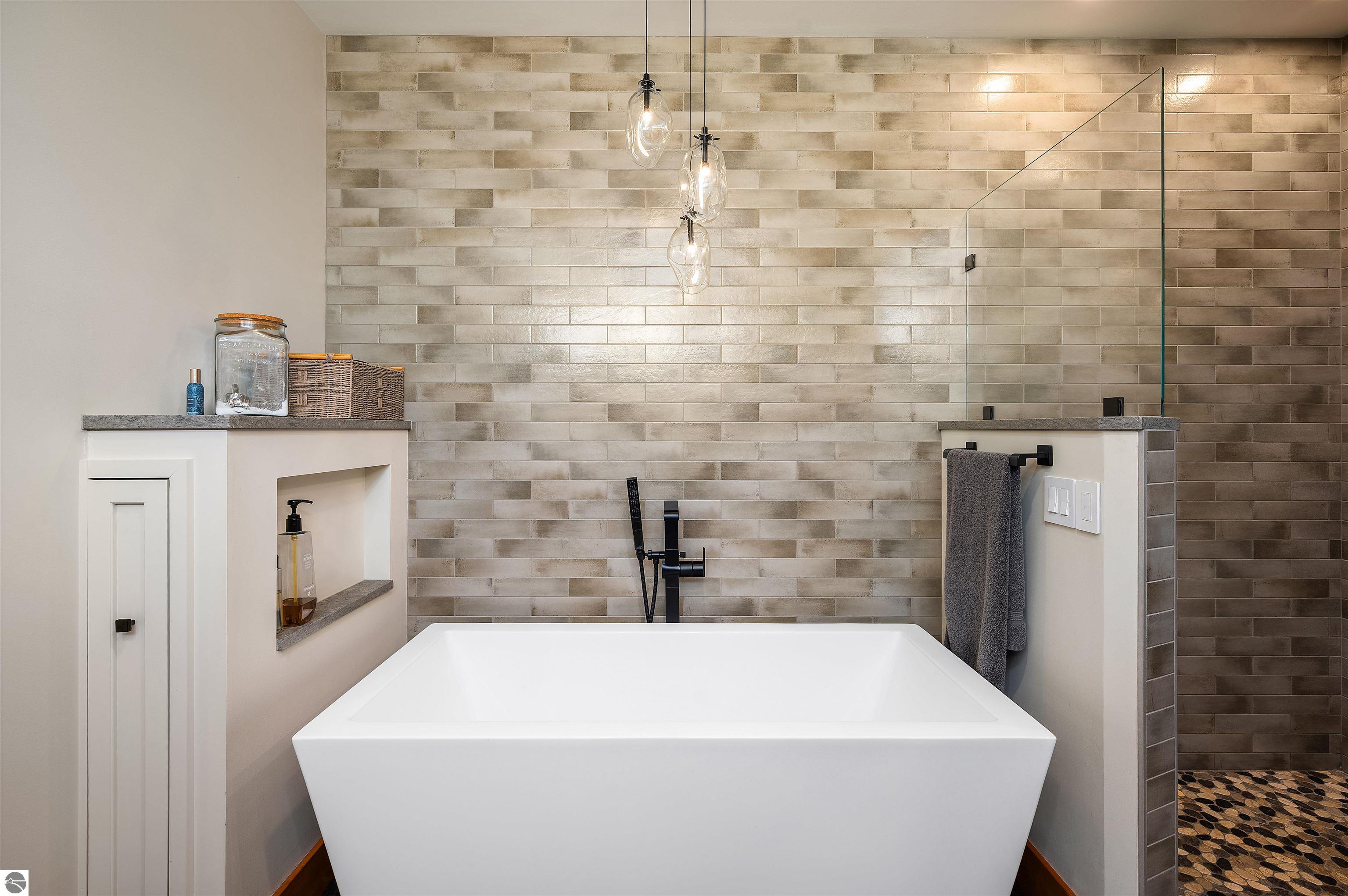 6359 Cedarmere