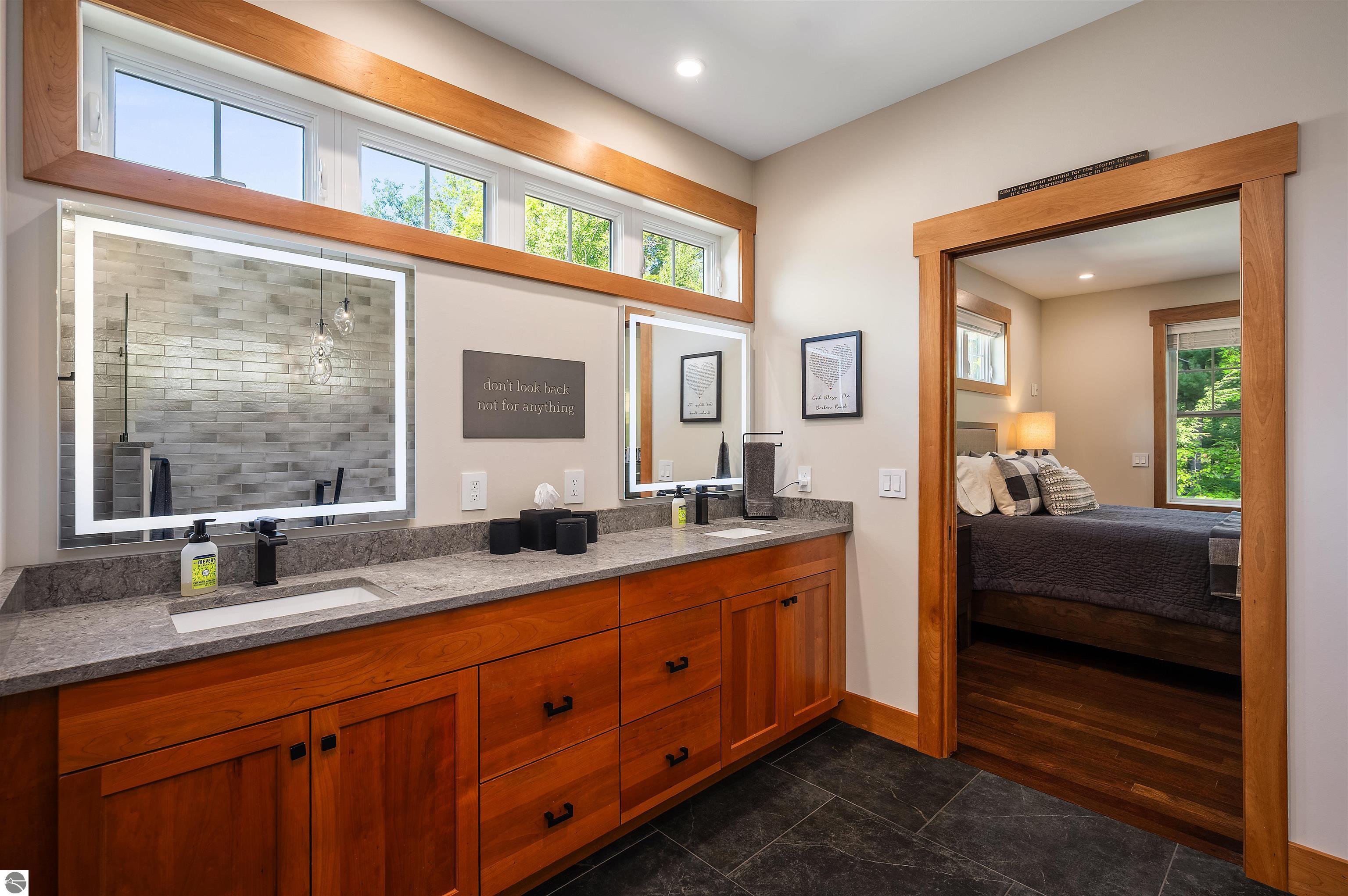 6359 Cedarmere