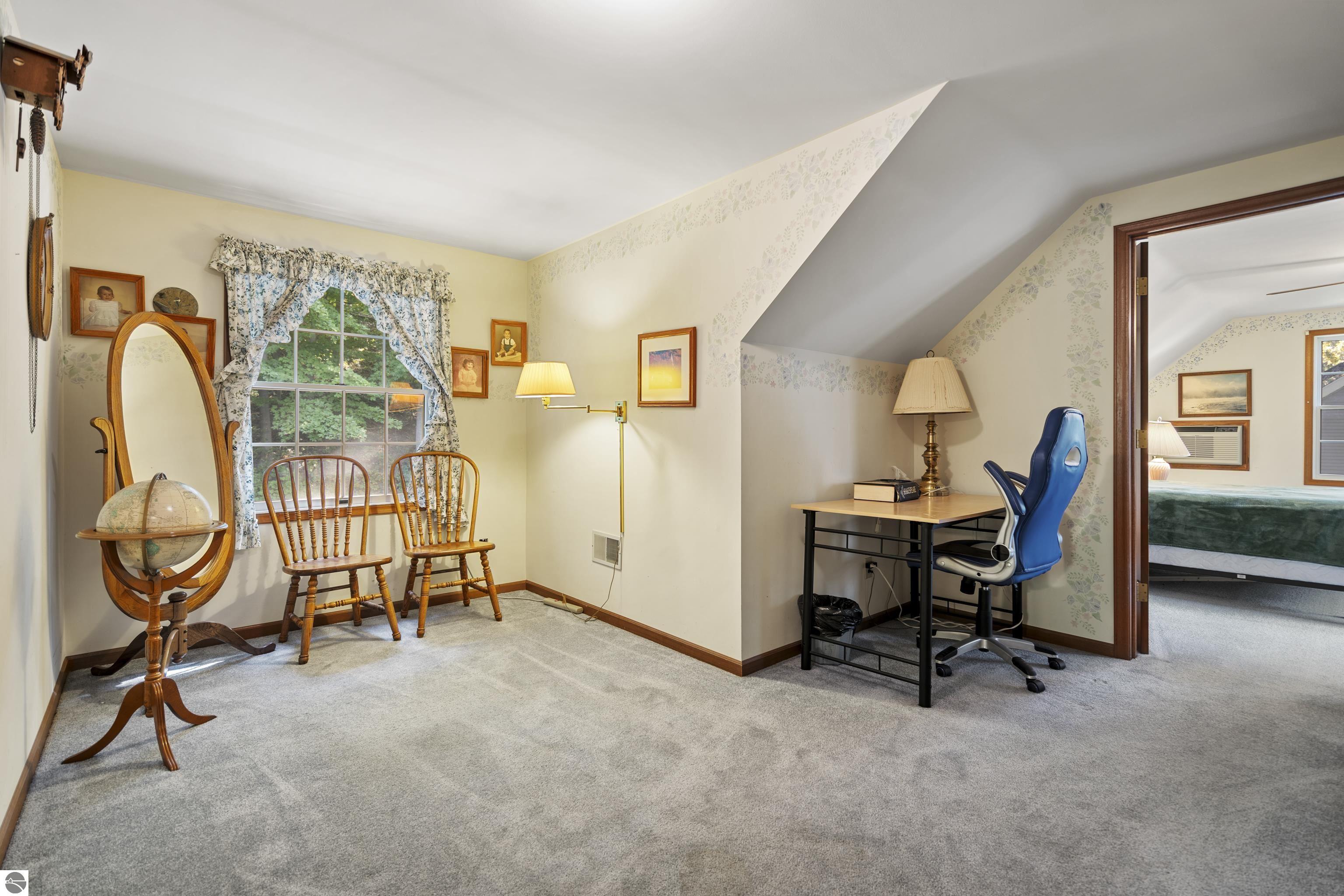 11332 Peninsula Drive