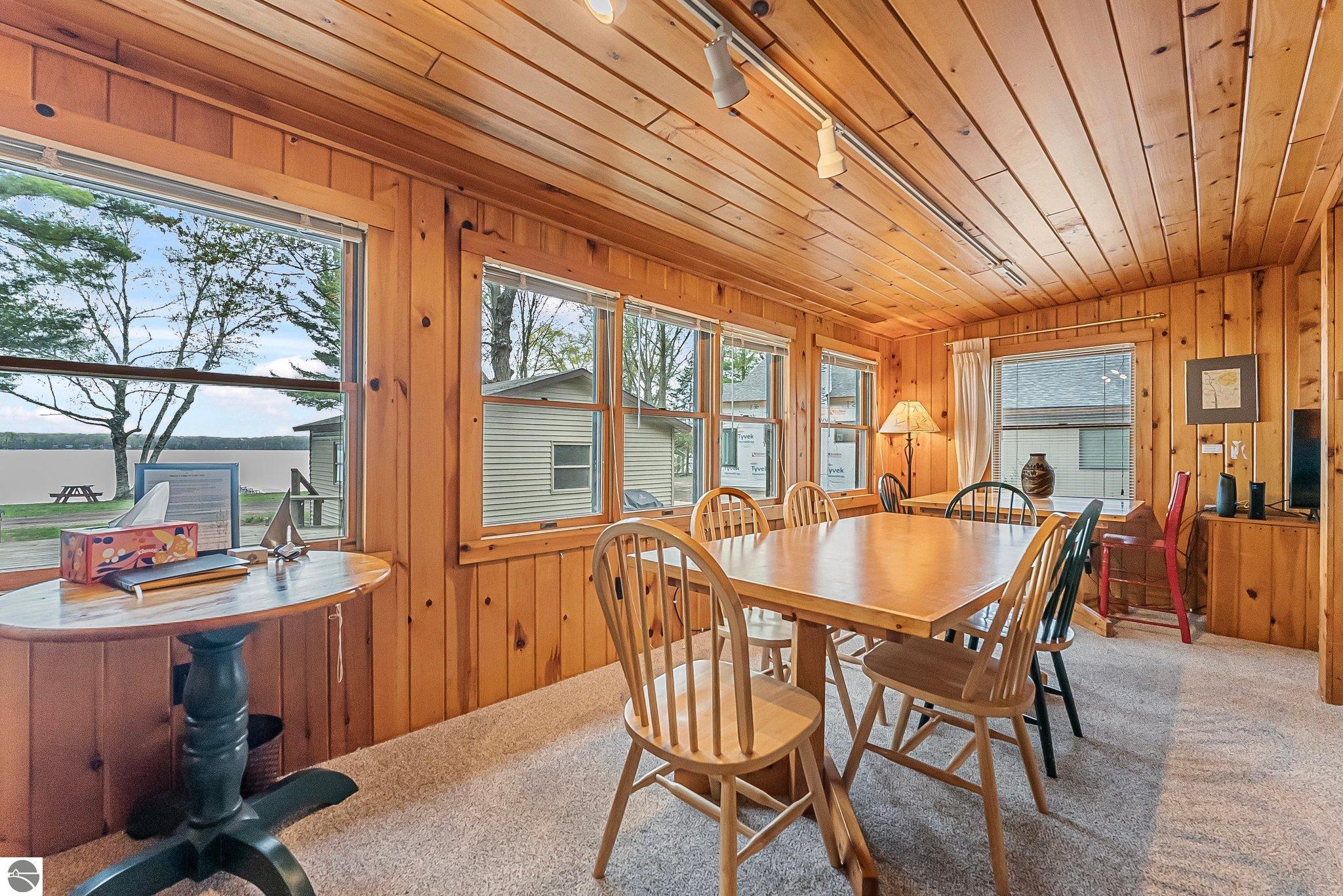 19899 Skunk Hollow Road