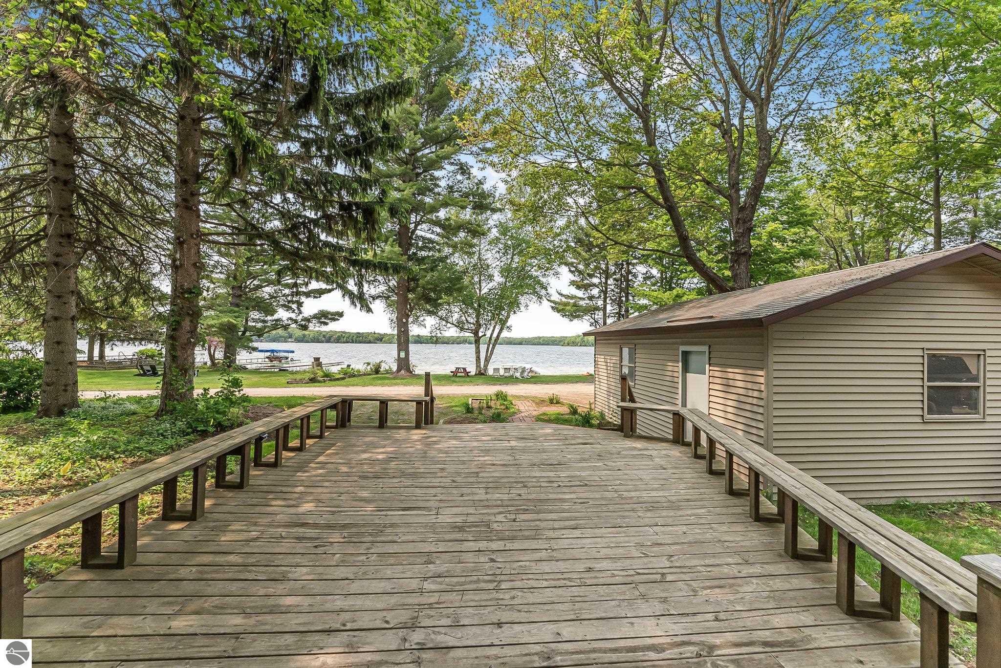 19899 Skunk Hollow Road