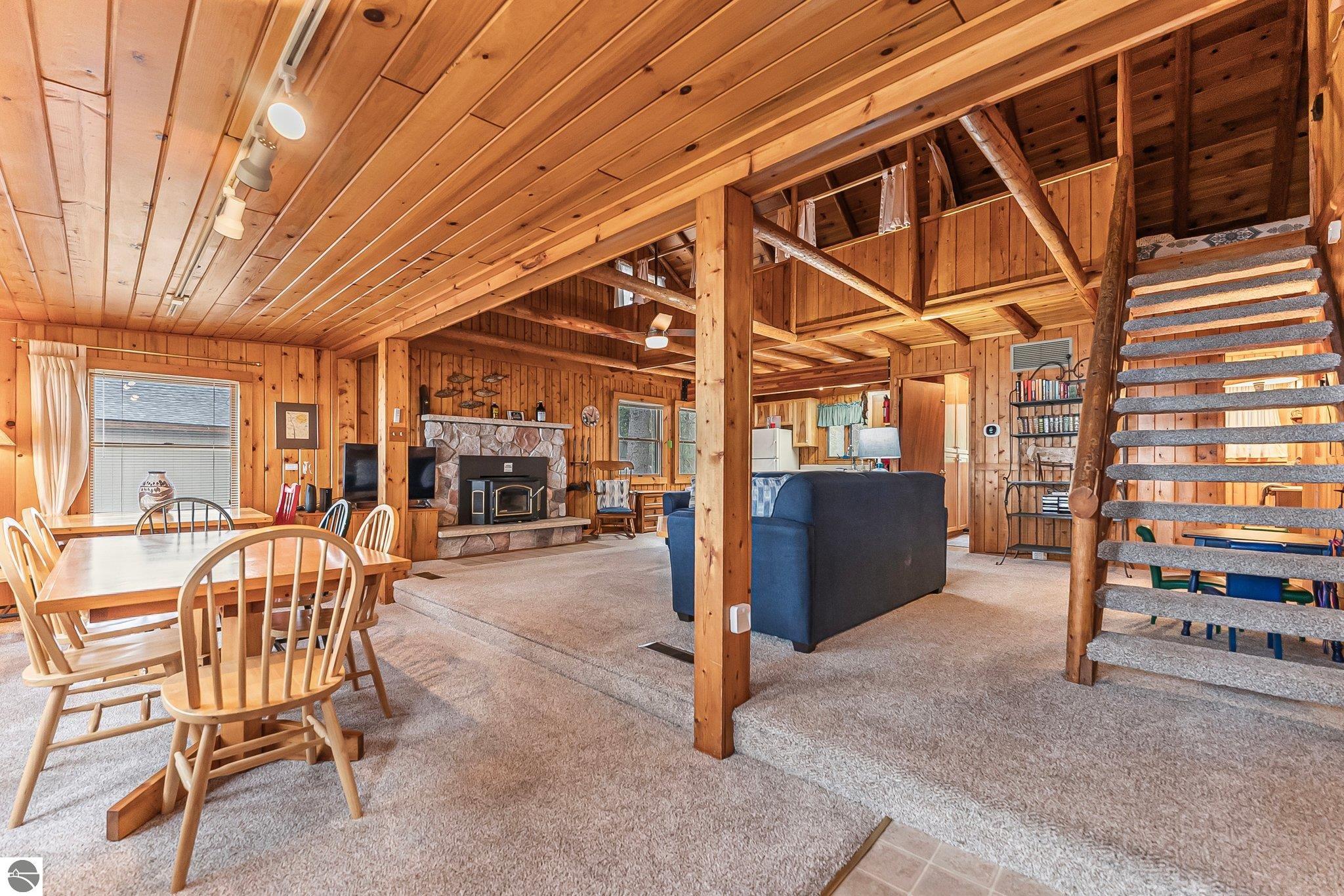 19899 Skunk Hollow Road