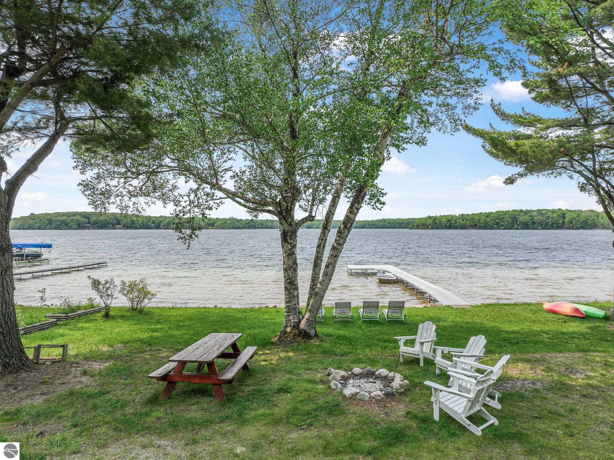 19899 Skunk Hollow Road