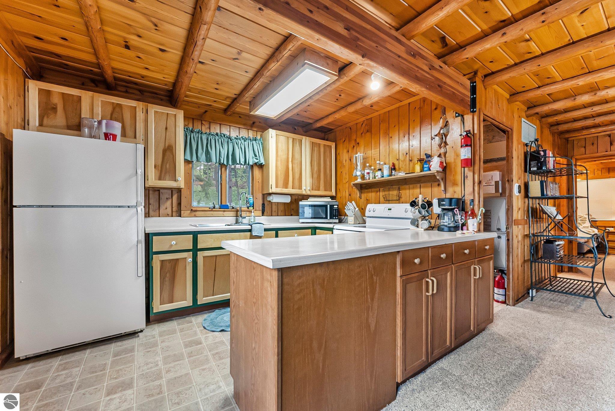 19899 Skunk Hollow Road