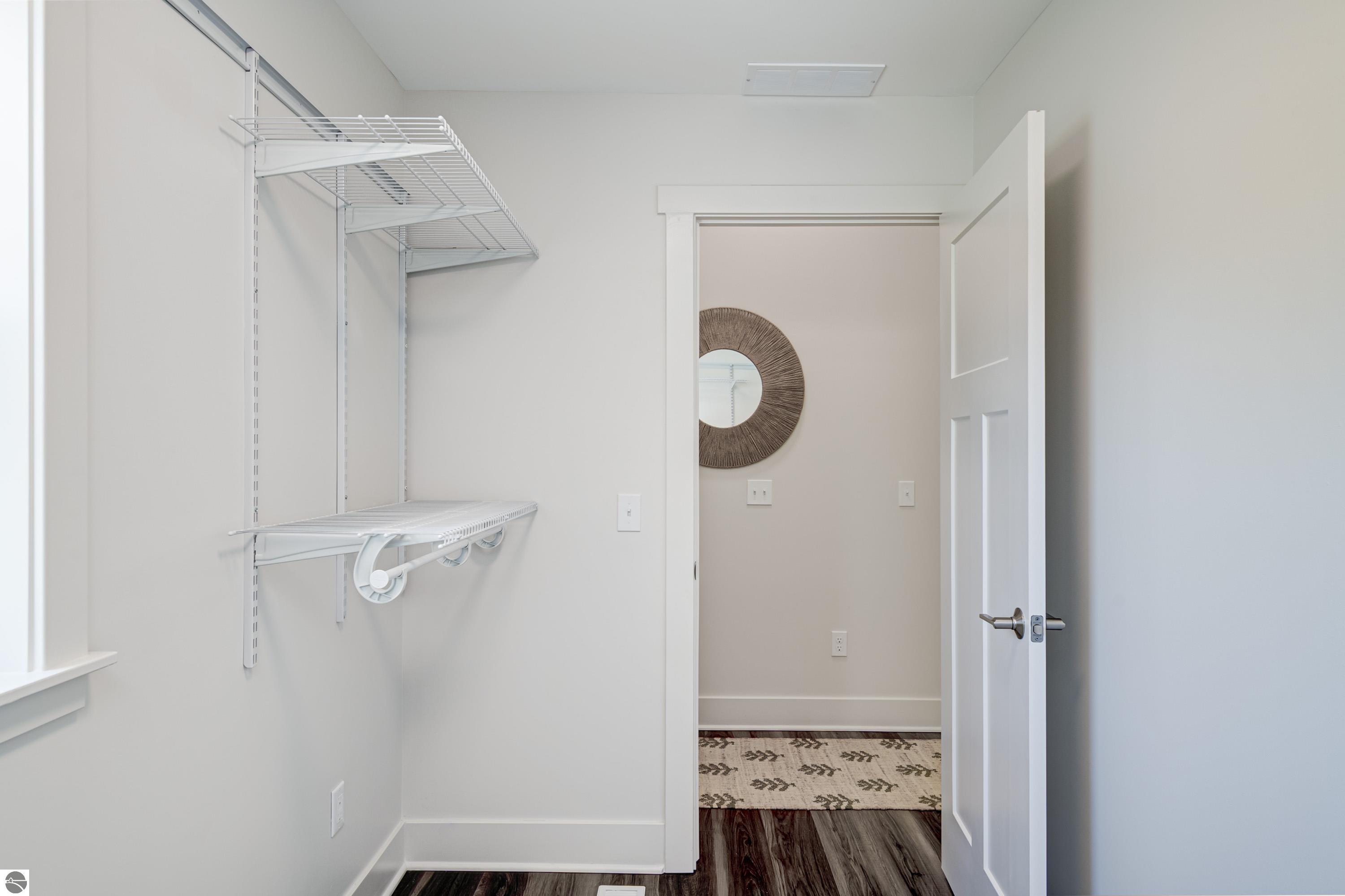 1548 Simsbury Street # 10