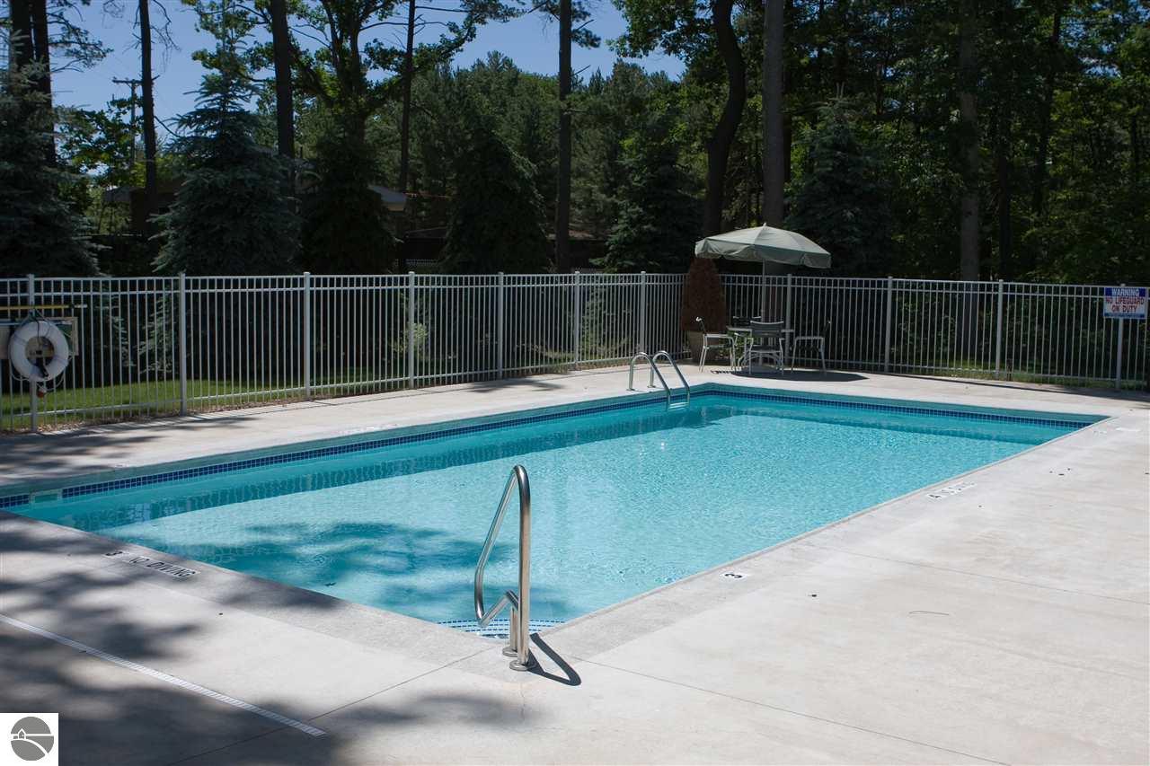 1548 Simsbury Street # 8