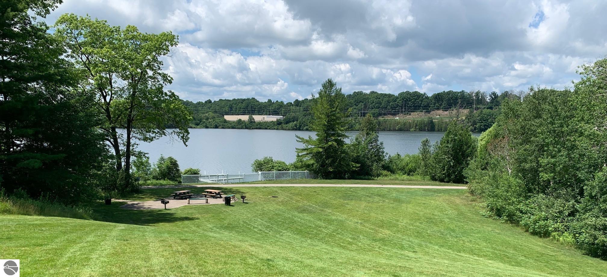 1502 Simsbury Street # 4