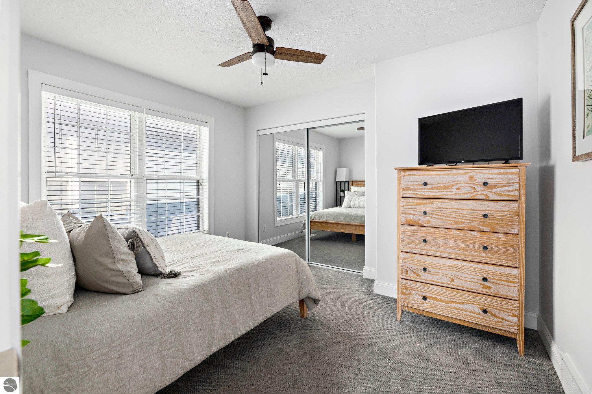 715 E State Street # 28