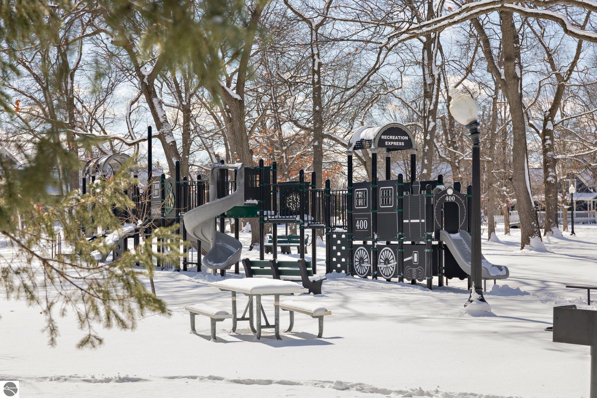 715 E State Street # 28