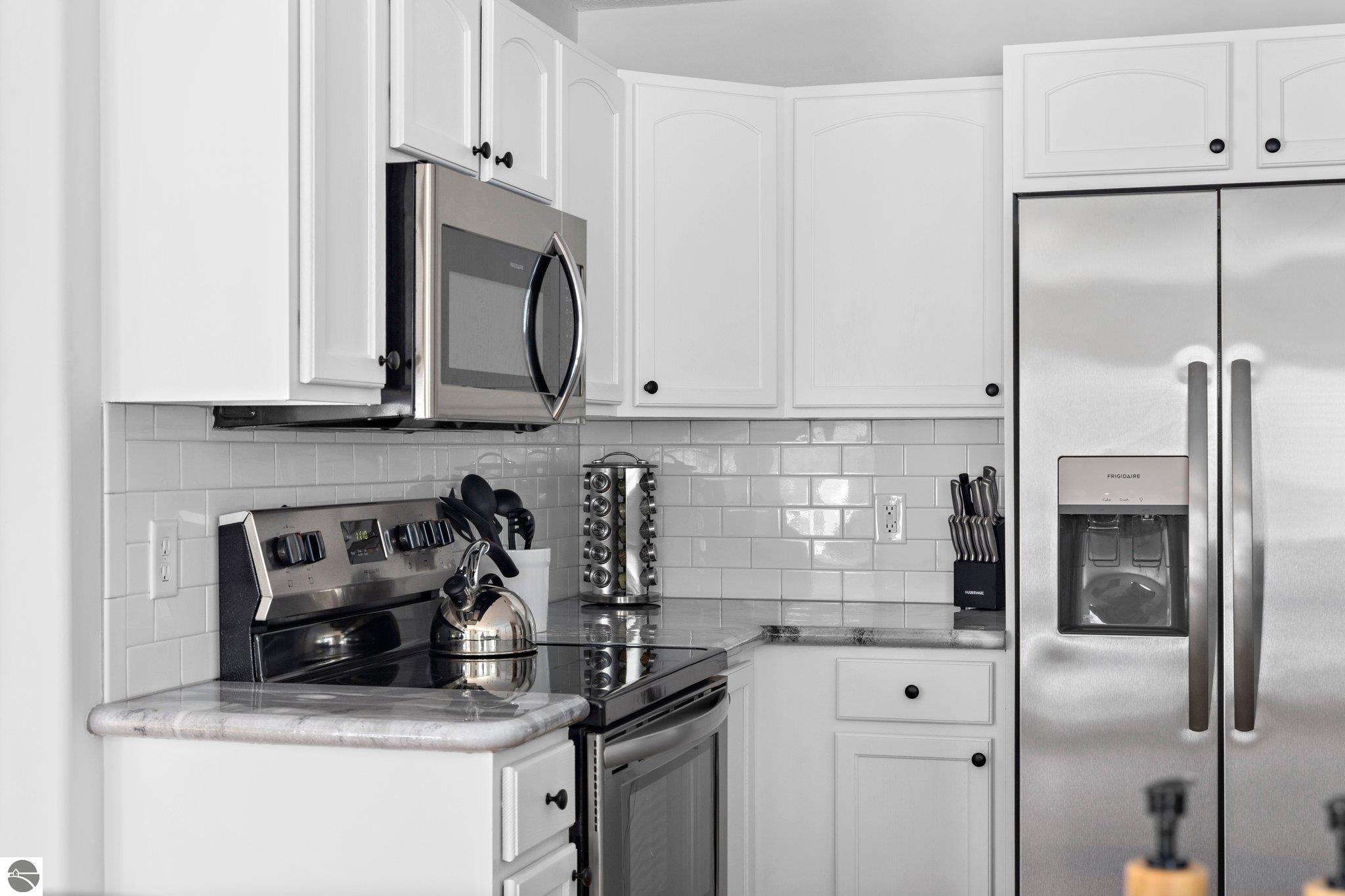 715 E State Street # 28