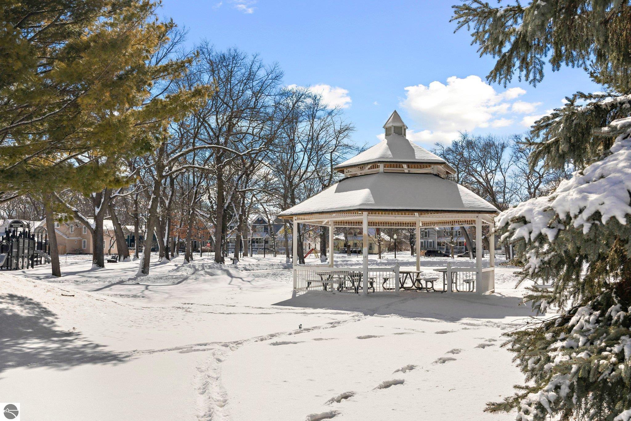 715 E State Street # 28